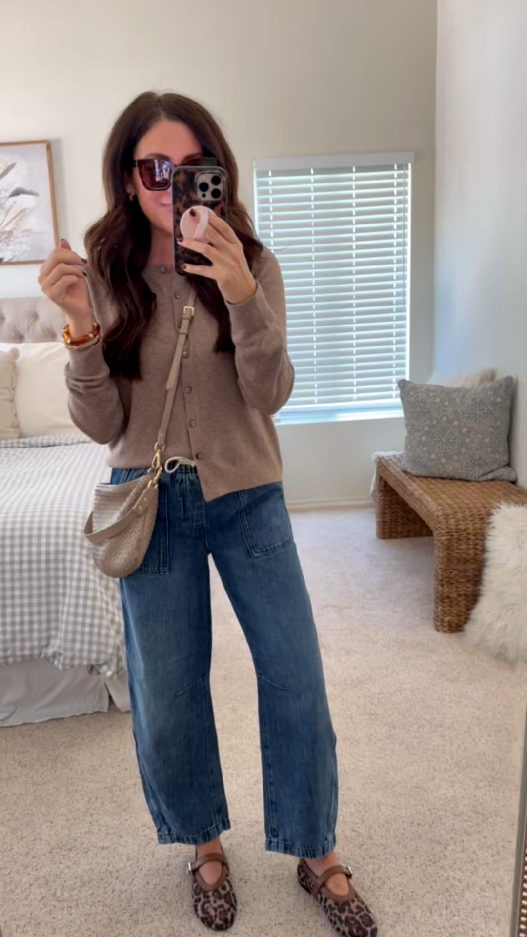 Pull on barrel jeans from gap factory, restocked, and on sale !! These do run big I would suggest sizing down. I’m wearing an extra small. These are as comfortable as sweats, but so cute and I have lived in my Light washed ones.
• Old Navy cardigan-large
• Amazon flats-run true to size