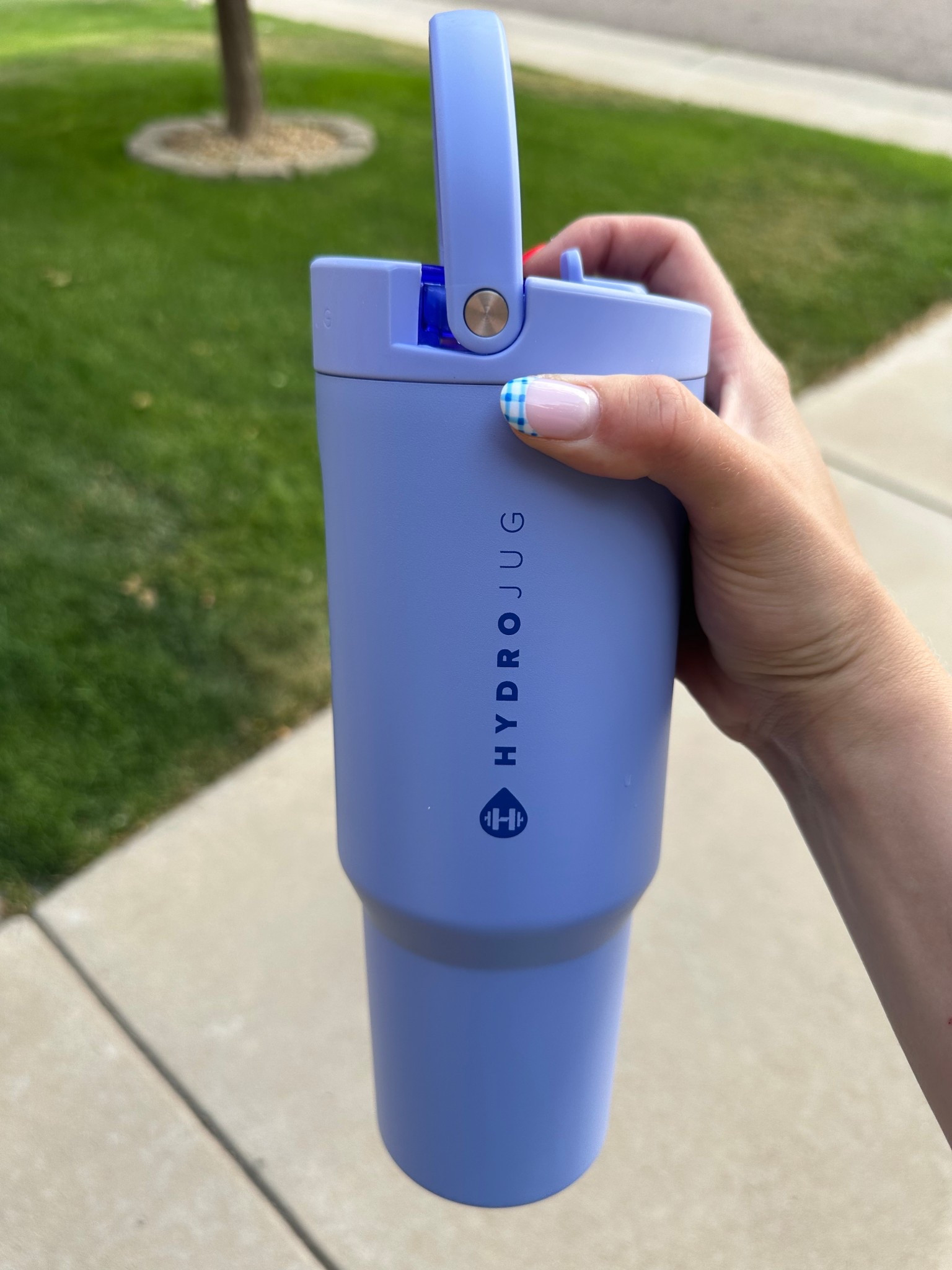 Traveled with my 40oz sport this weekend and it was perfect! Easier to fit in travel bags with the handle on top! 

#LTKHome #LTKActive #LTKOver40