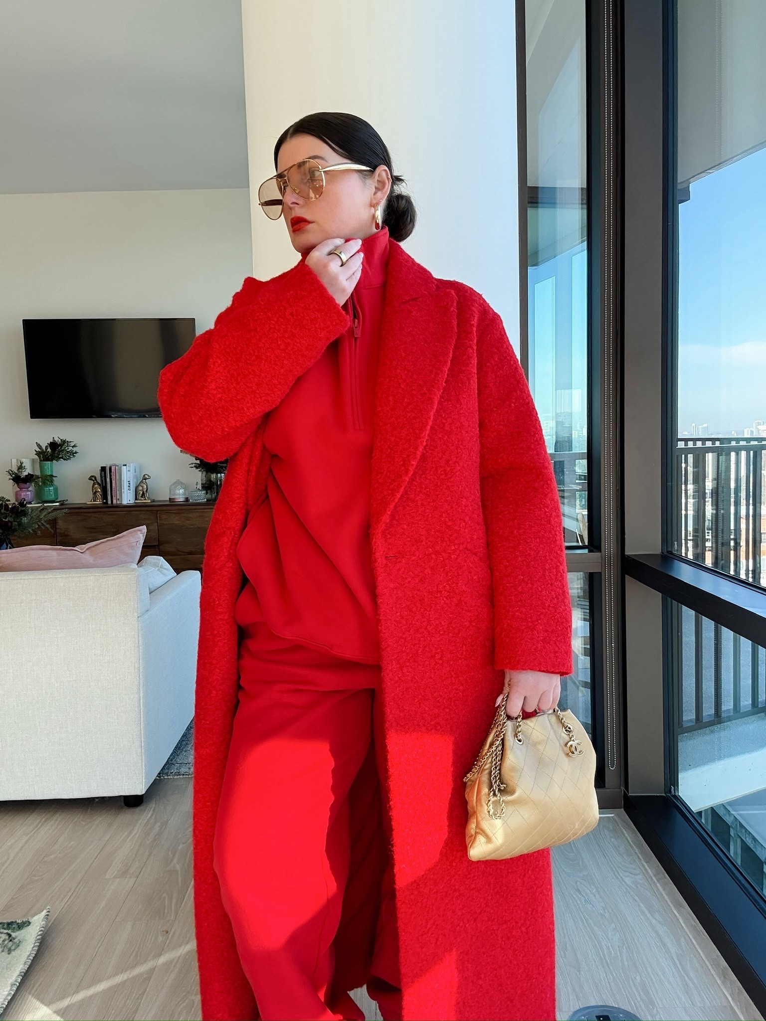 Wearing a size up in red Aritzia sweatsuit 

#LTKootd #LTKgrwm #LTKHoliday

#LTKSeasonal #LTKGiftGuide