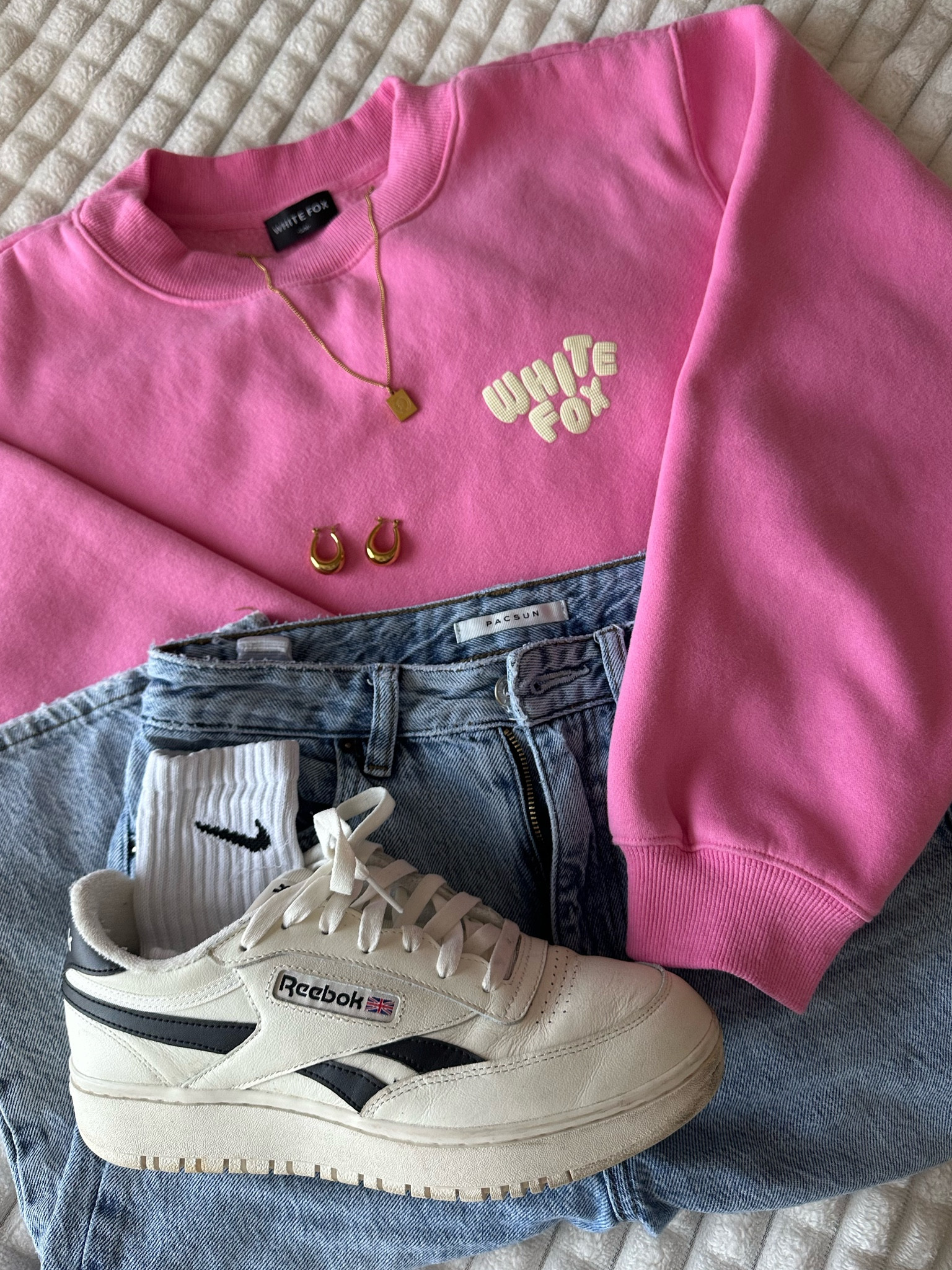 pink outfit
sweatshirt: white fox 

#LTKshoecrush #LTKxMadewell #LTKstyletip