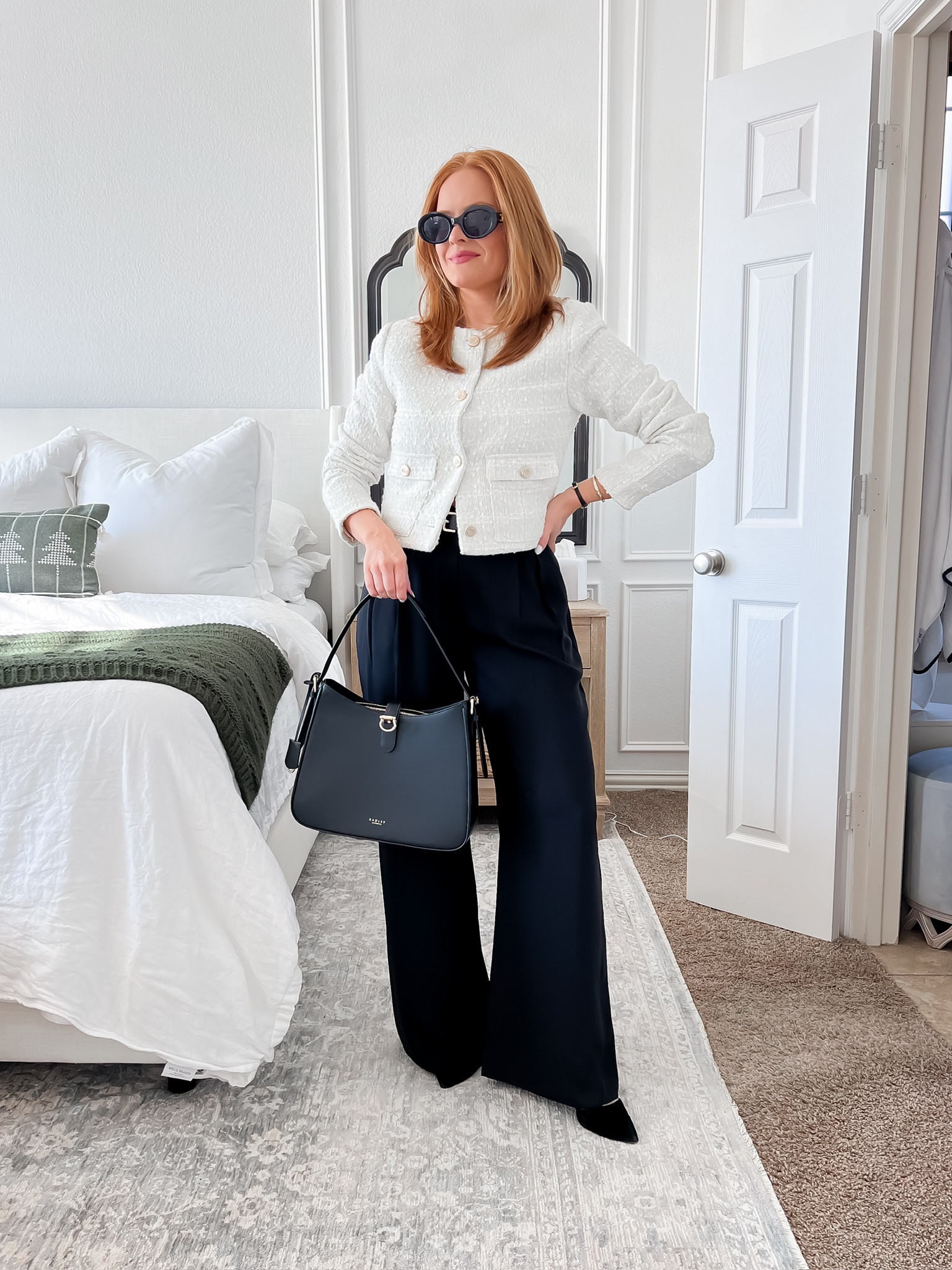 Never met a tweed jacket I didn’t love🤍 I love this cropped version with gold buttons!! Elegant and sophisticated for the office💼

Sizing:
Tweed jacket - small
Black pants - 28

#LTKSeasonal #LTKworkwear #LTKstyletip