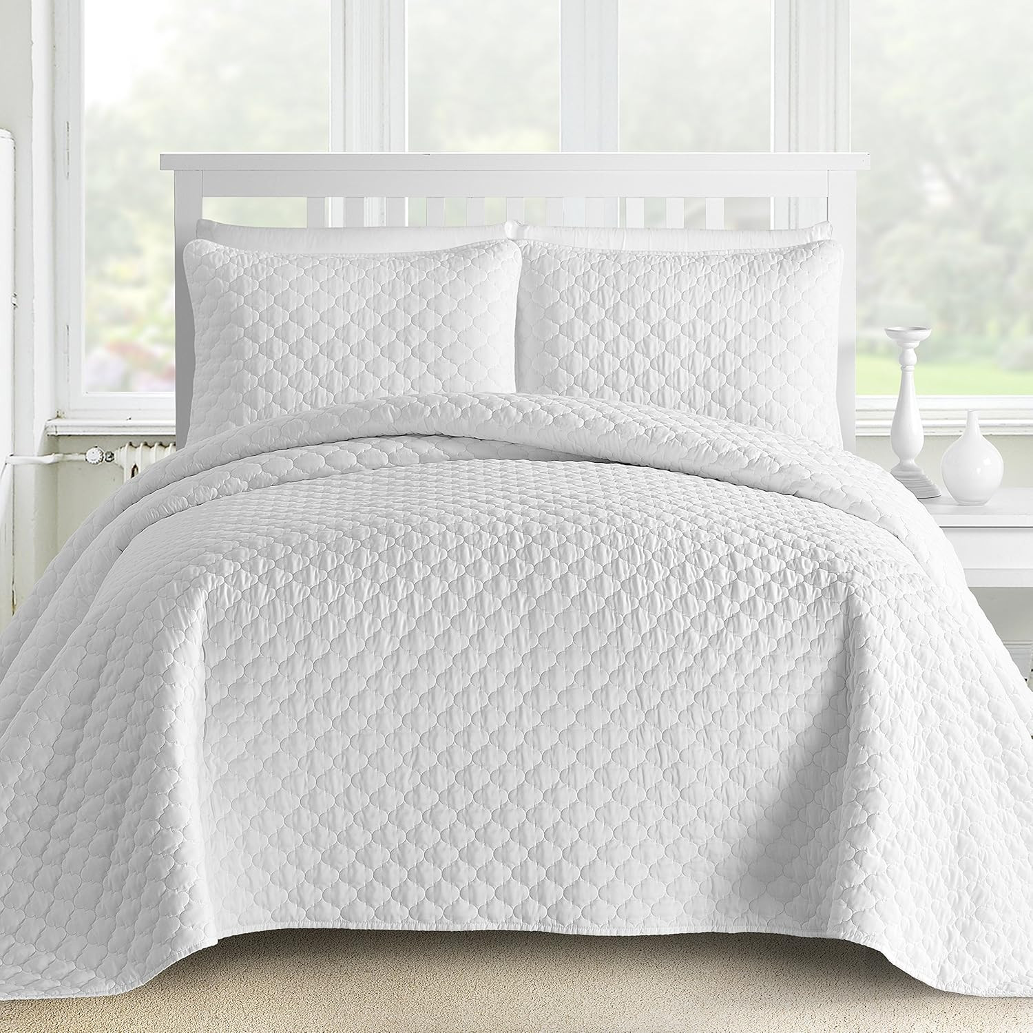 Comfy Bedding 3-Piece Bedspread Coverlet Set Oversized and Prewashed Lantern Ogee Quilted, King/C... | Amazon (US)