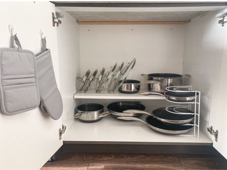 My absolute favorite plots and pans. Hexclad is so durable, doesn’t burn, non-stick and is gorgeous #kitchen #organization

#LTKhome