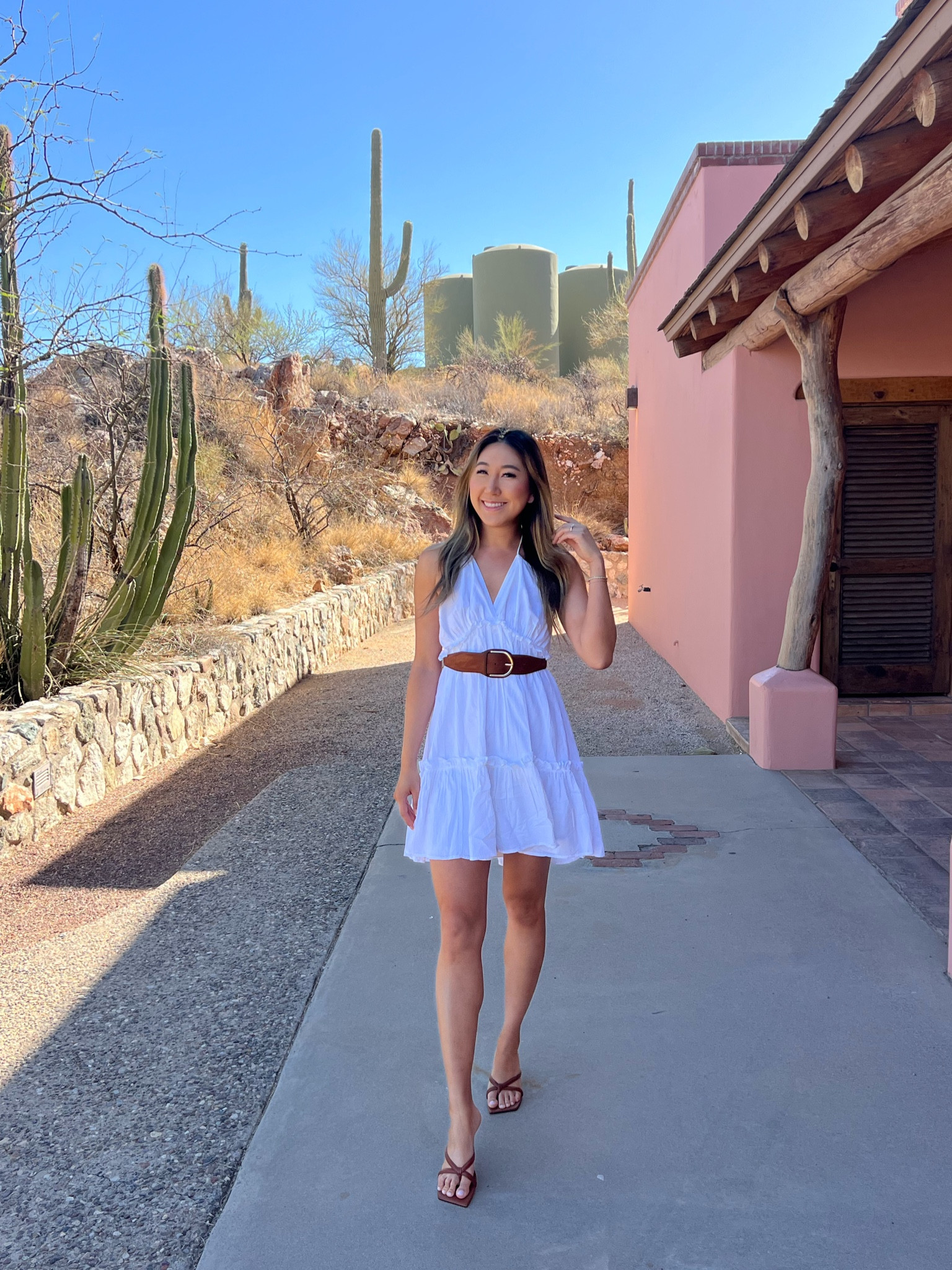 Love a little white dress! I’ve had this for a couple of years now and it never gets old!

#LTKFindsUnder100 #LTKFindsUnder50 #LTKSeasonal