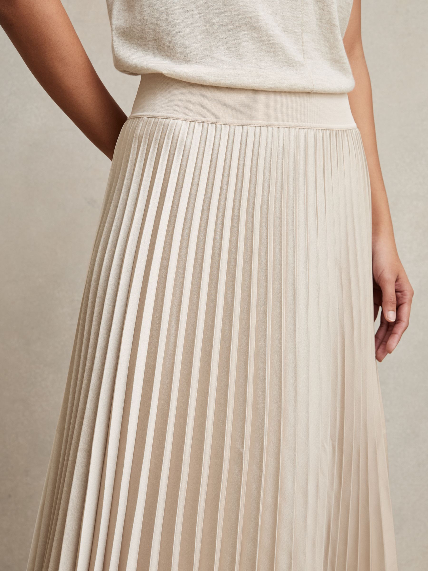 Reiss Pleated Midi Skirt in Champagne Neutral | REISS | Reiss US