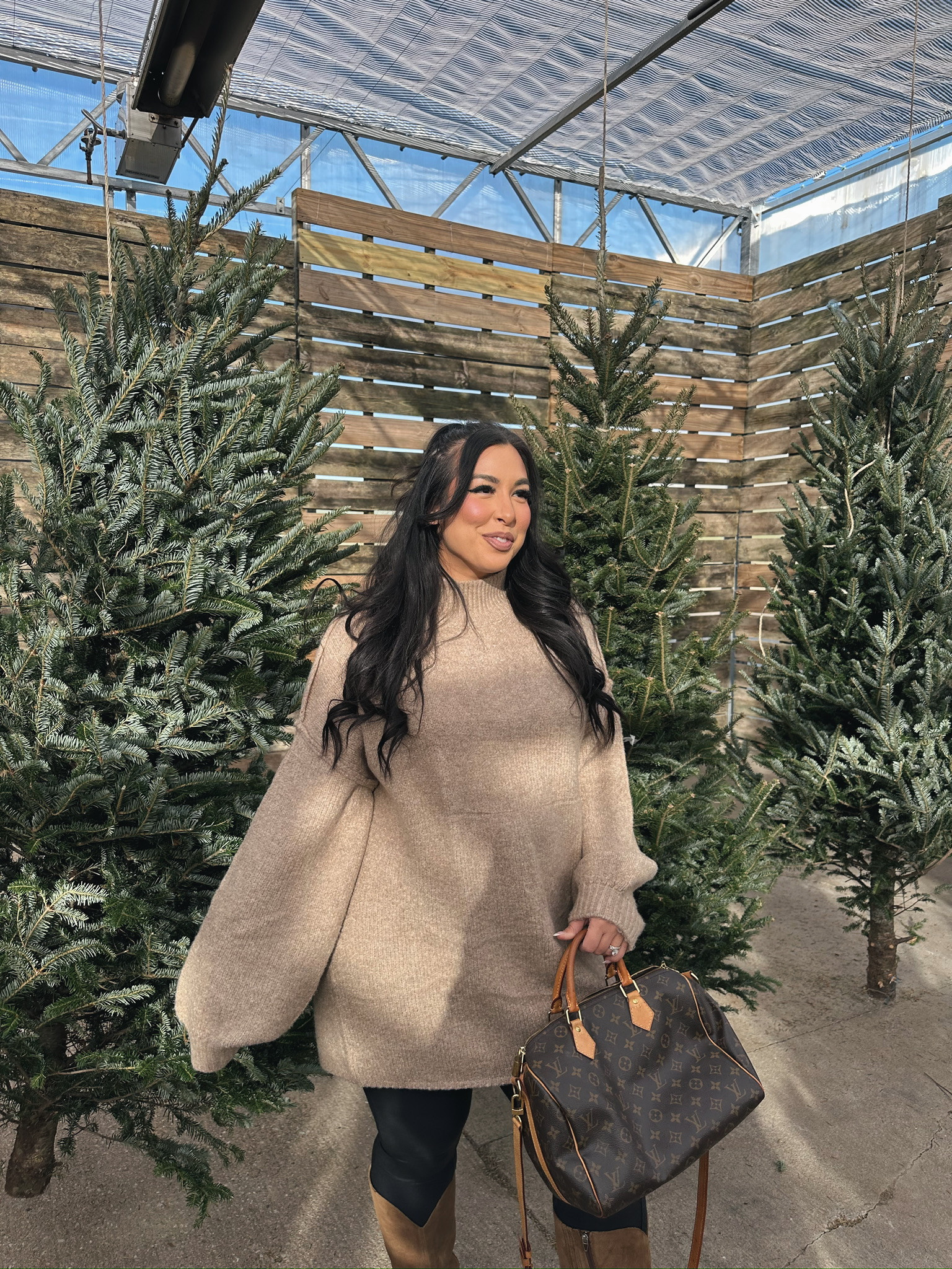 Midsize fall sweater OOTD

#LTKMidsize #LTKSeasonal
