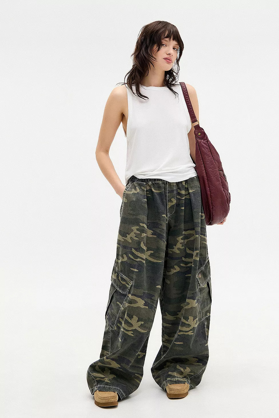 BDG Bobbi Camo Cocoon Pants | Urban Outfitters UK