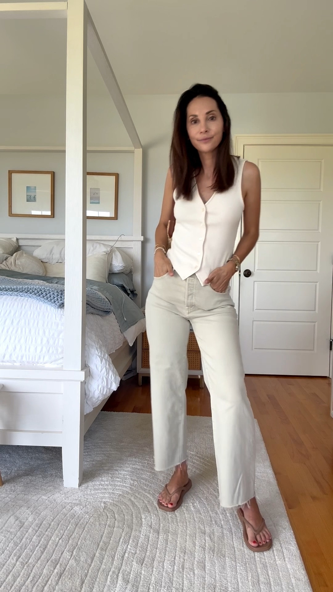Sizing- Xs in top. Runs tts. Jeans run big. Went down a size to 24.

#LTKdayinmylife #LTKgrwm #LTKootd