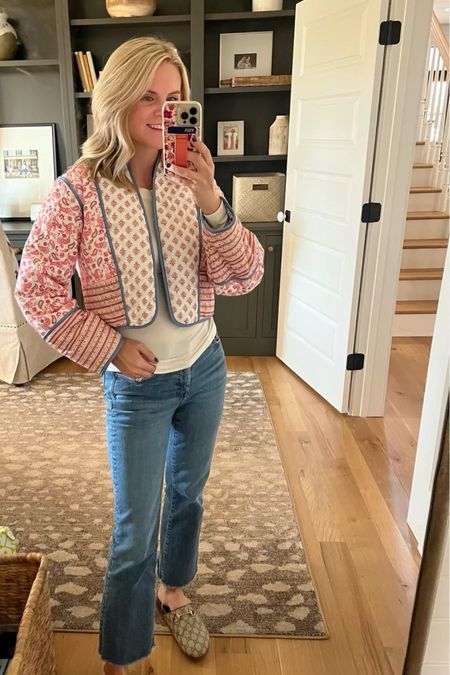 The floral quilted jacket of my dreams and it's an Amazon fashion find! Love this cropped floral jacket for a pop of color for a winter outfit idea and it works for spring outfits too! Paired with my favorite boot cut madewell jeans and gucci mules.
4/15

#LTKshoecrush #LTKSeasonal #LTKstyletip