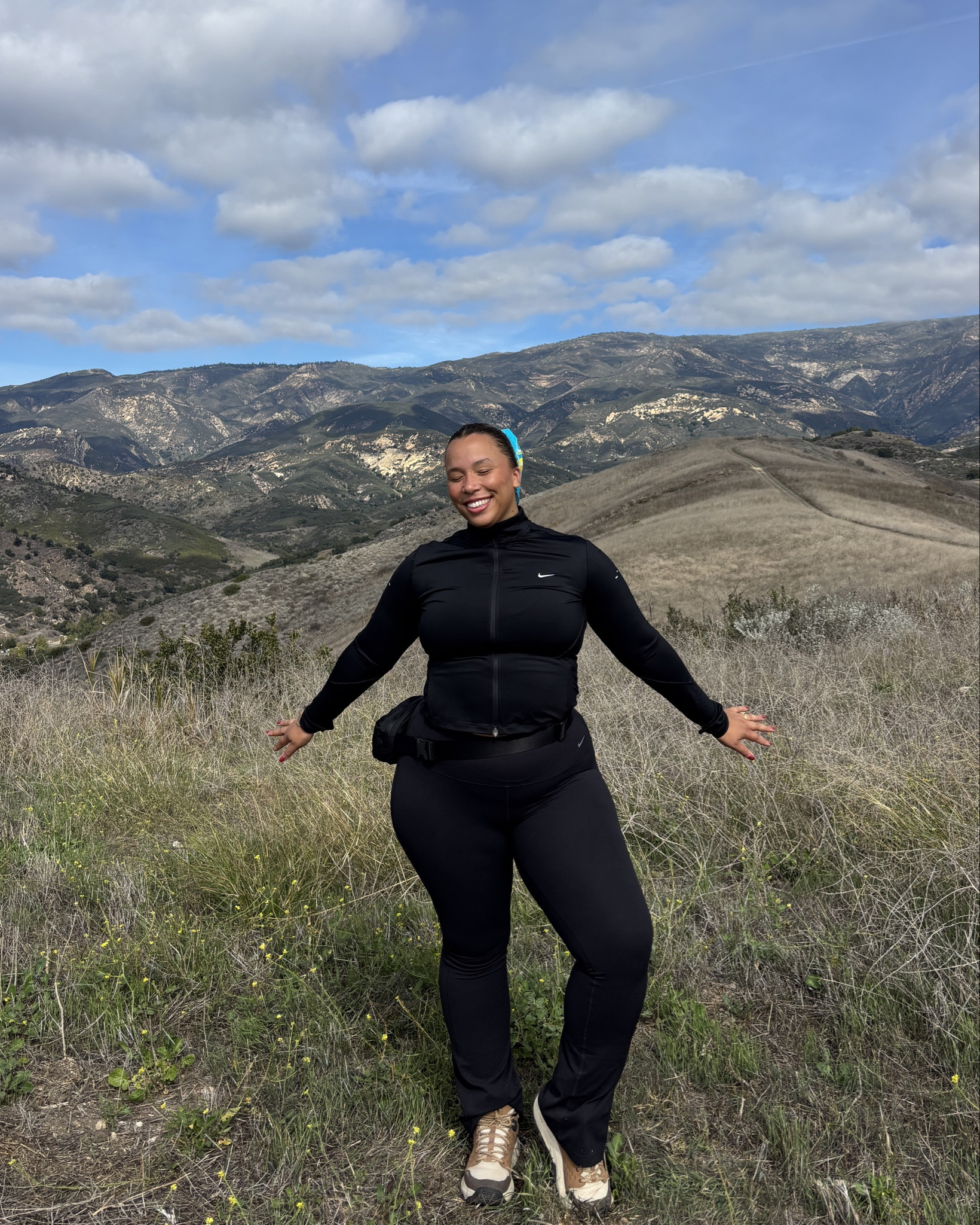 wearing a size xl 🥾✨🫶