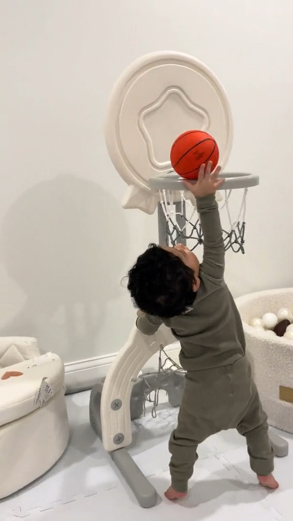 KOBE 🏀

#LTKGiftGuide #LTKKids #LTKBaby