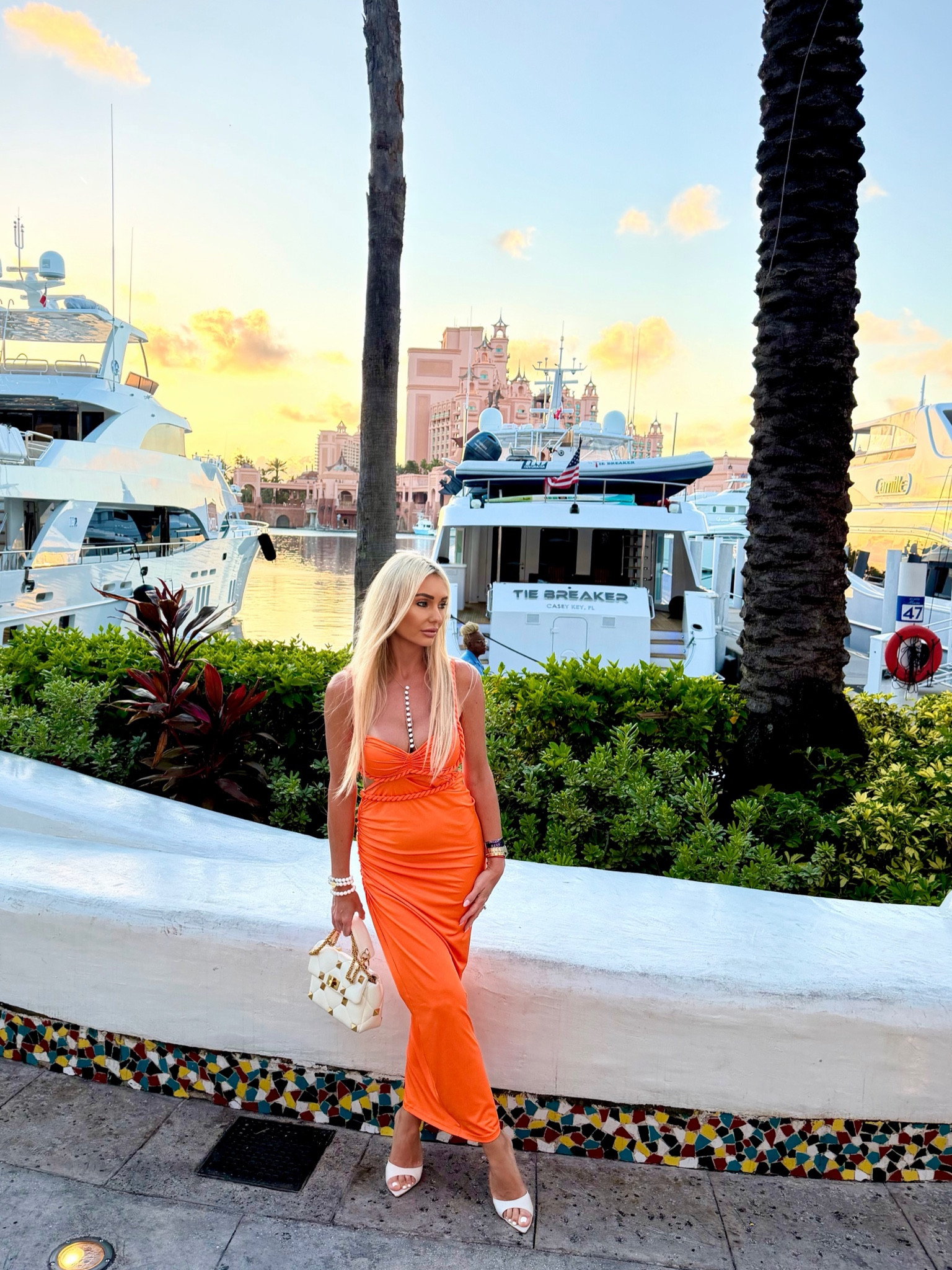 This shade of orange on sun-kissed skin… unreal 🍊✨
The kind of set that doesn’t need much—just a warm night, a little glow, and you’re already doing the most without trying.
Summer outfits should feel easy, but still make an impact… and this one does exactly that

#LTKgrwm #LTKU #LTKootd