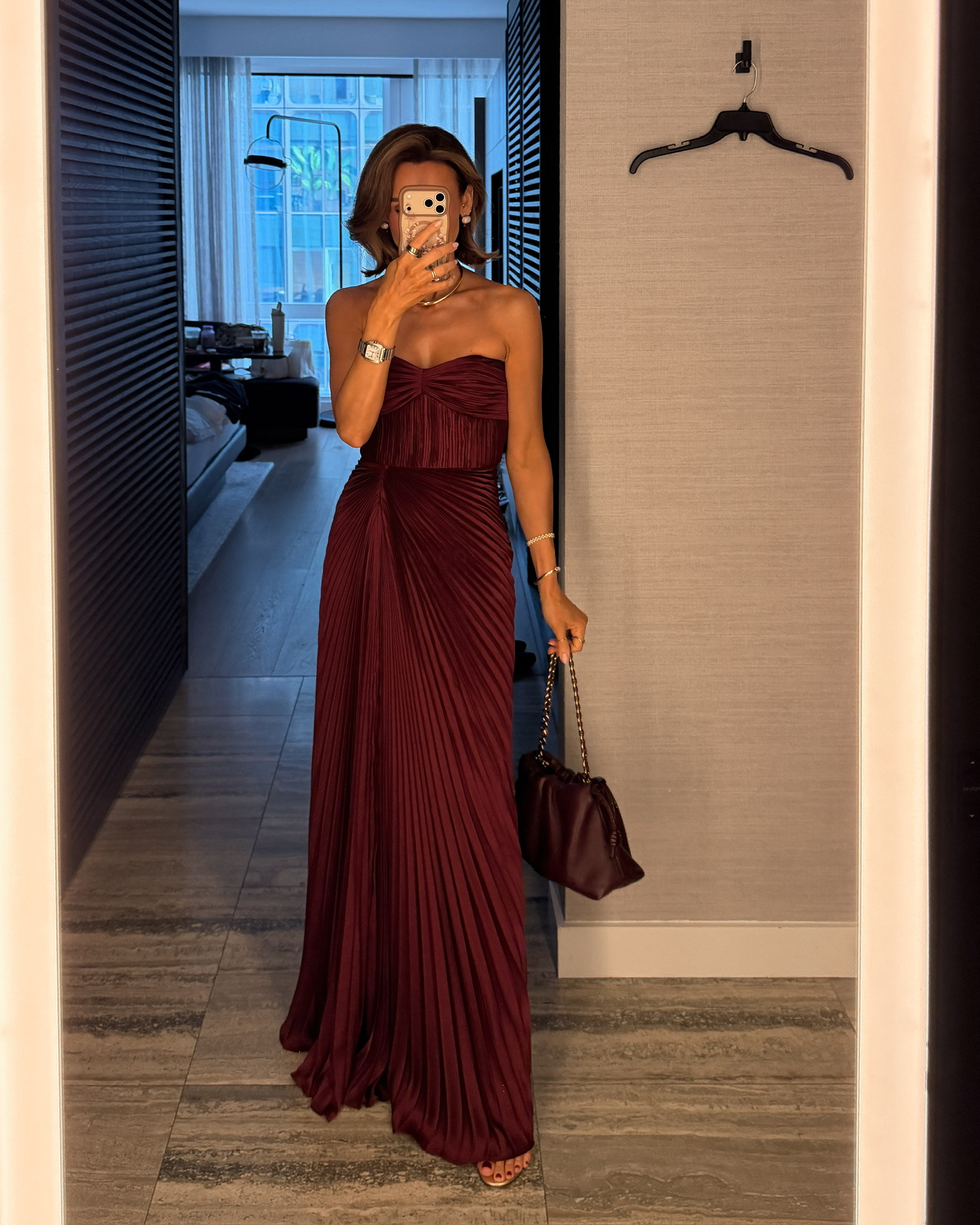What I wore for the LTK party this evening, this dress is just so beautiful and elegant

#LTKNYFW #LTKSeasonal #LTKWedding