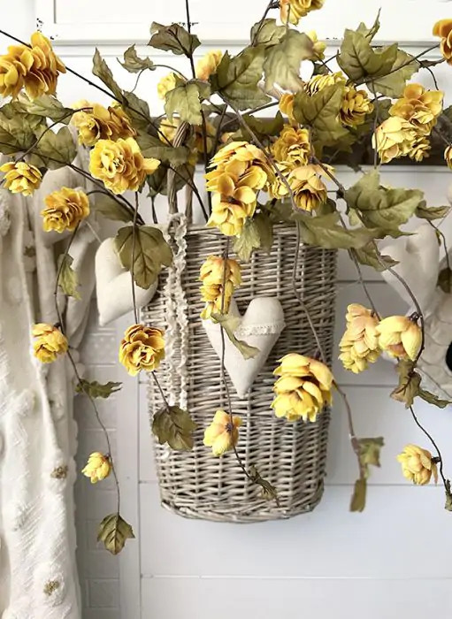 Golden Faux Hops Stem Set of 6 | Antique Farm House