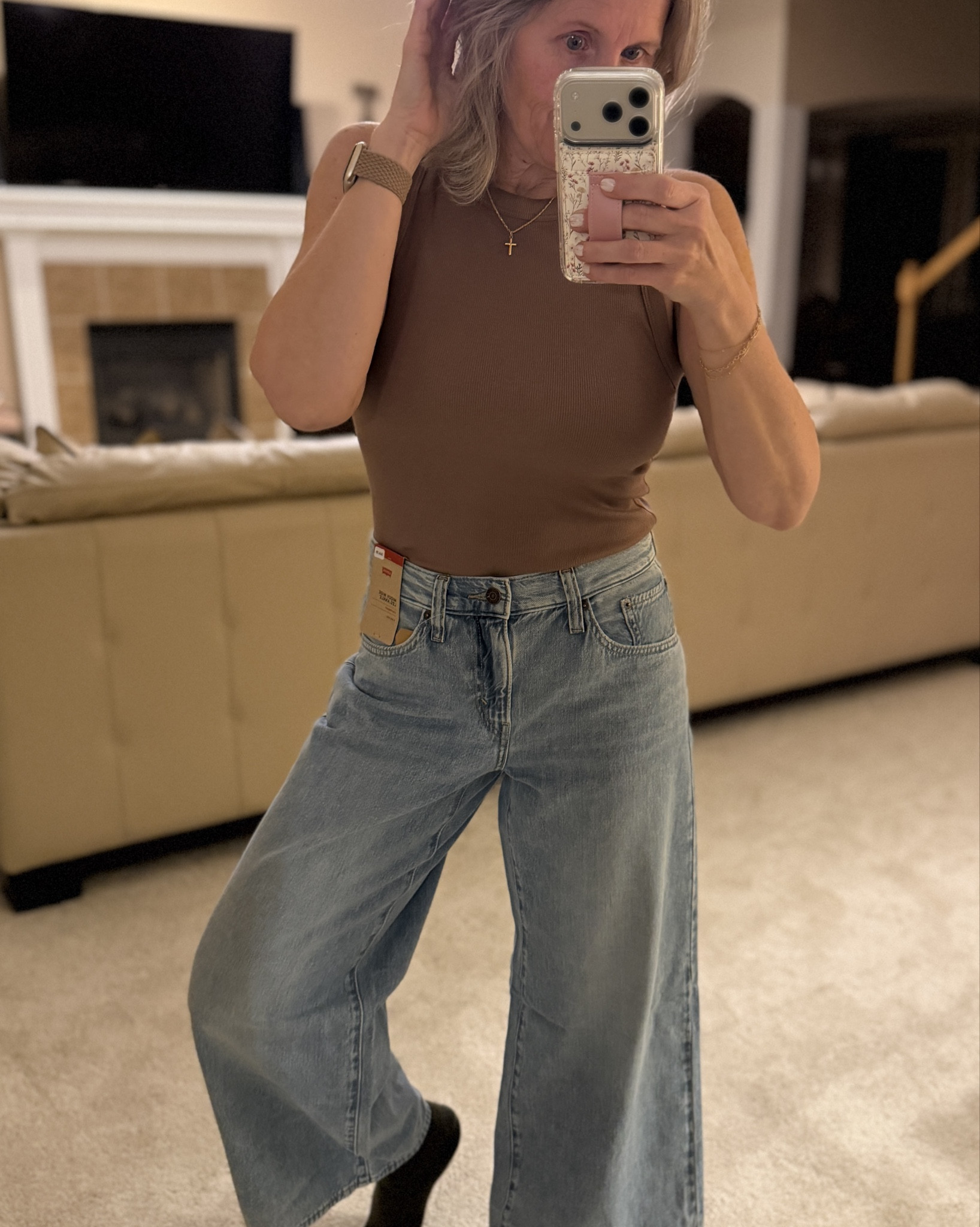 these Levi’s with one of my favorite fitted ribbed tanks will be on repeat this spring! 

#LTKgrwm #LTKootd #LTKdayinmylife