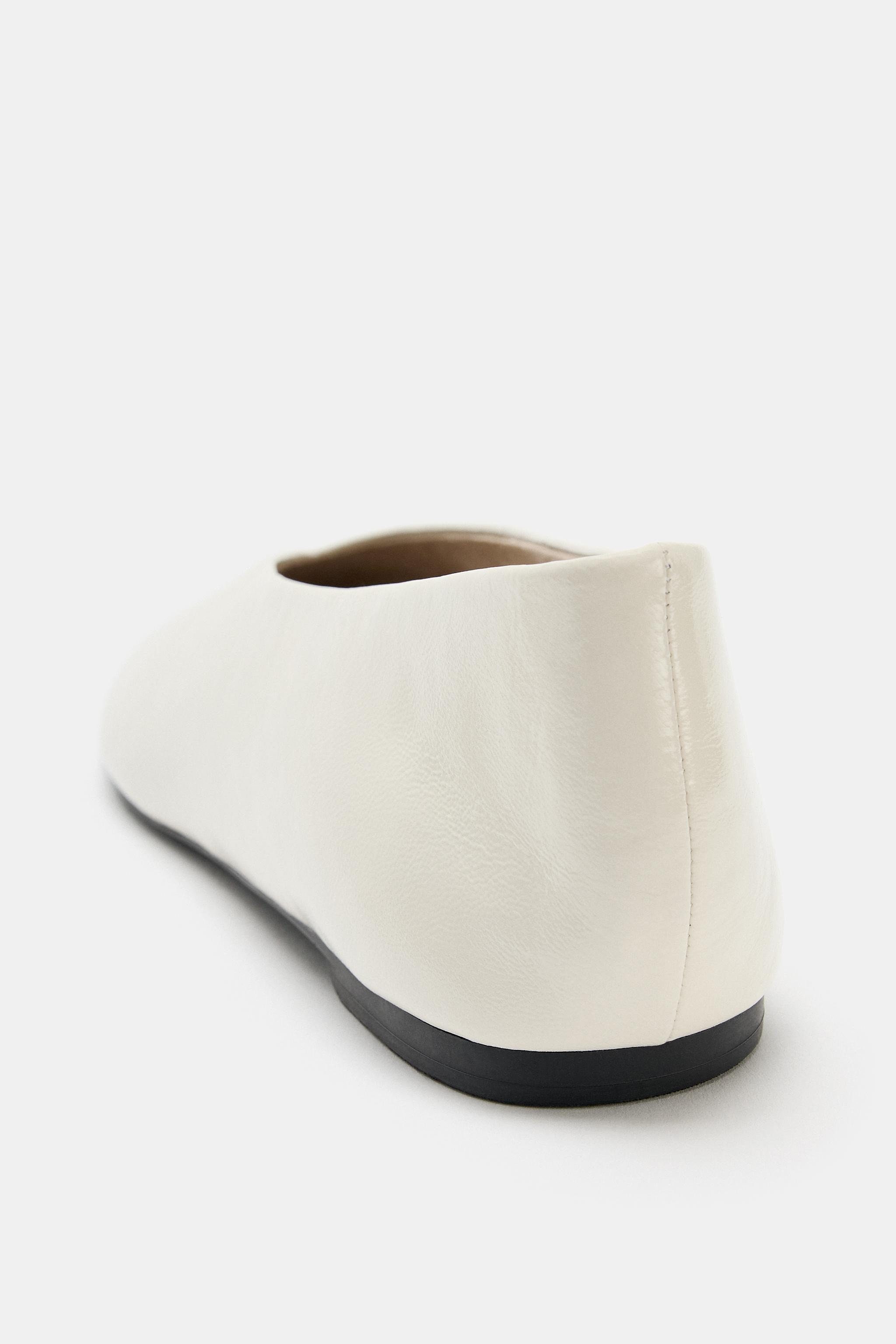 LEATHER BALLET FLATS | Zara US