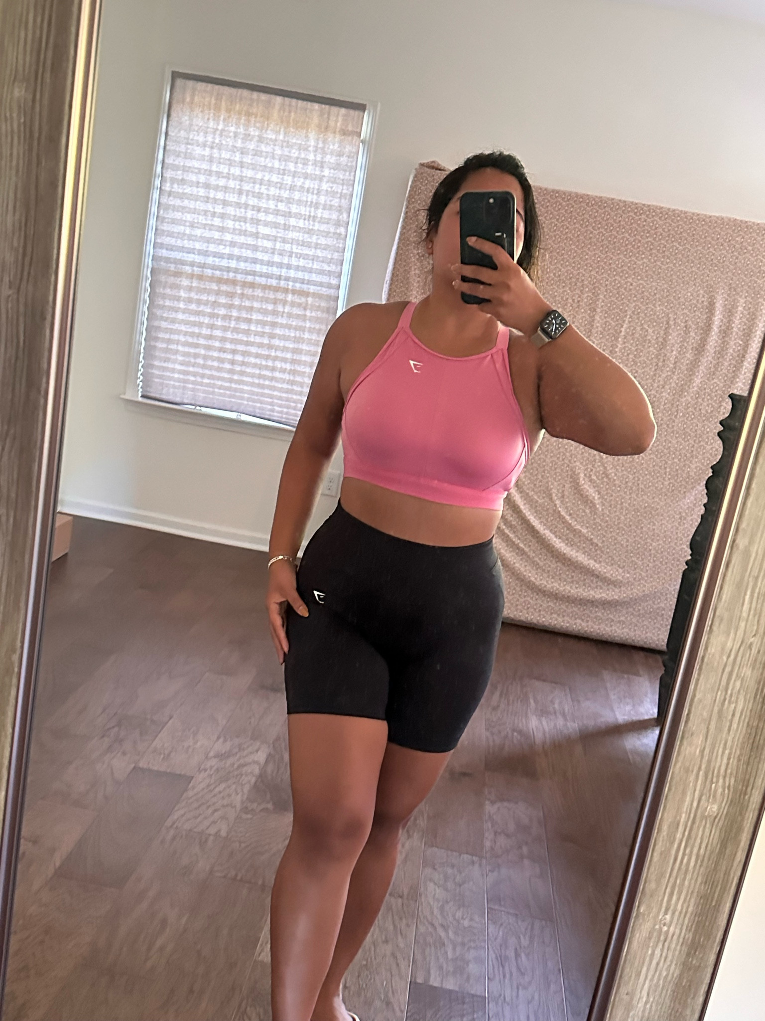 Workout clothes series! 
#workoutclothes #gymwear #activewear #workout #gymclothes 


#LTKFitness #LTKstyletip #LTKFind