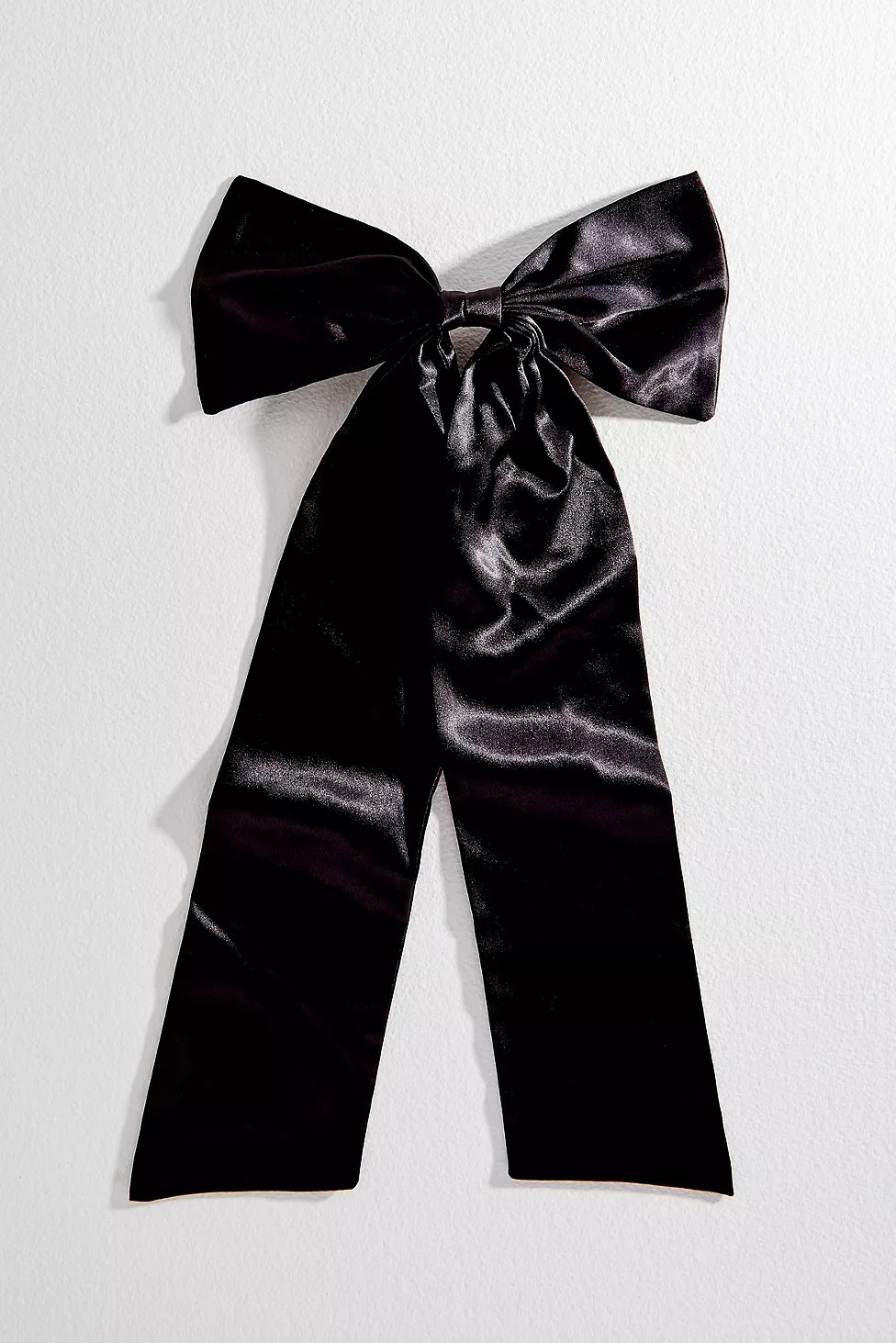 Oversized Satin Bow Hair Clip | Urban Outfitters UK