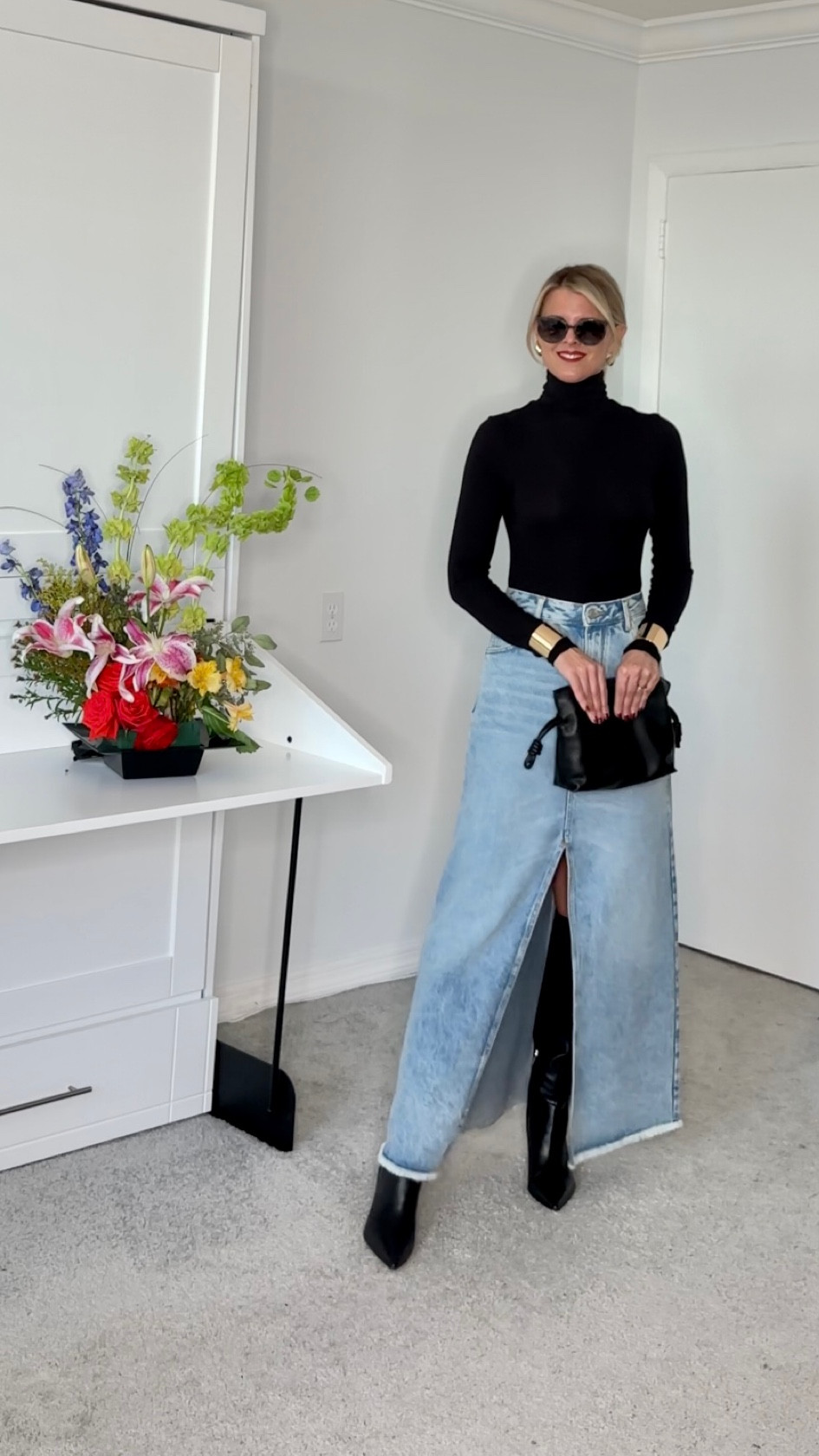 The boots run large.   I'm typically a 7-7.5,  in this pair of boots the 7 is the correct size.      They come in both narrow and regular calve sizes.  Im wearing the narrow.   

The skirt also runs a little large.   I recommend sizing down 1 size.   