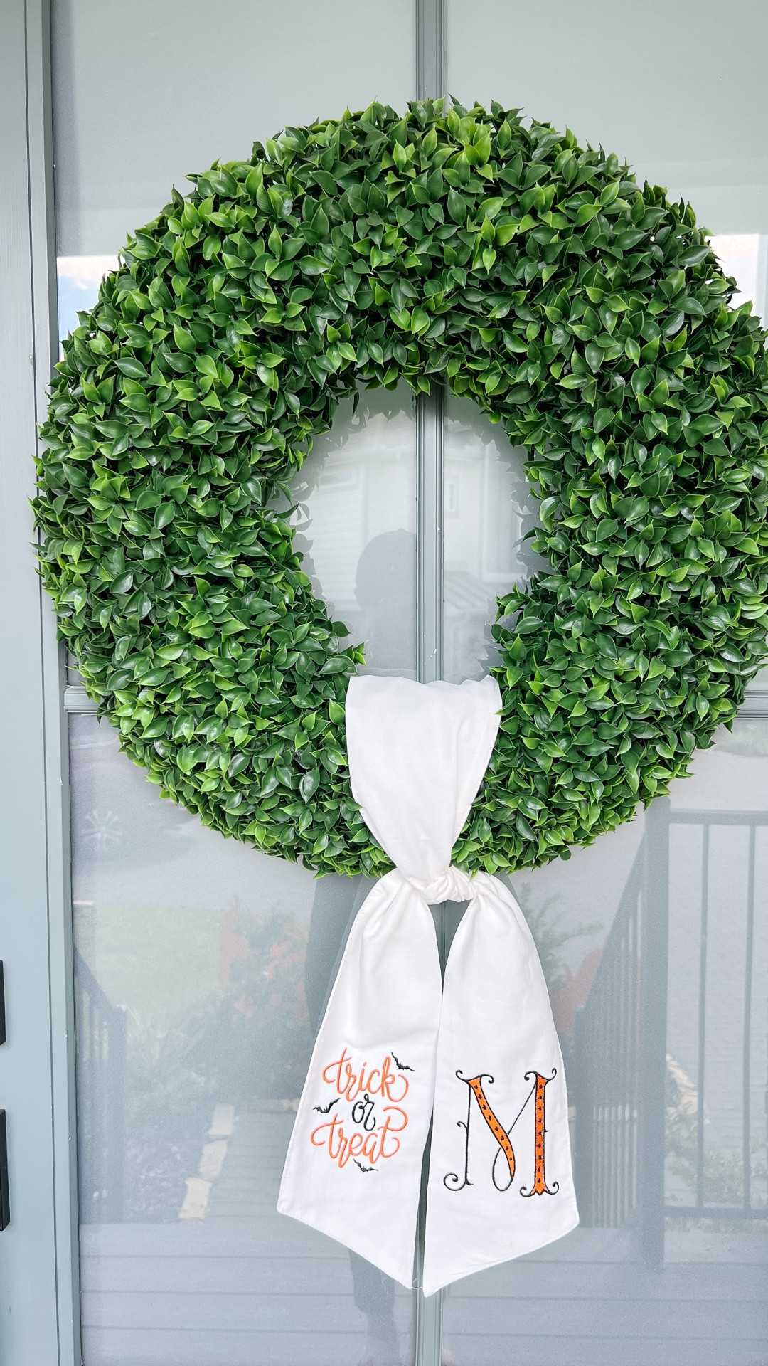 Put out my Halloween wreath sash with me! 🧡

#LTKSeasonal #LTKHalloween #LTKHome