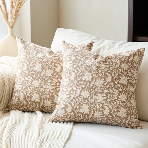 FIOUOVO Floral Throw Pillow Covers 18x18 Farmhouse Block Print Pillow Covers Decorative Pillow Co... | Amazon (US)