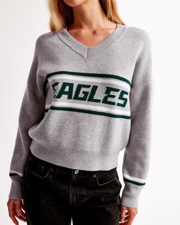 San Francisco 49ers LuxeLoft V-Neck Sweater | Abercrombie & Fitch (US)