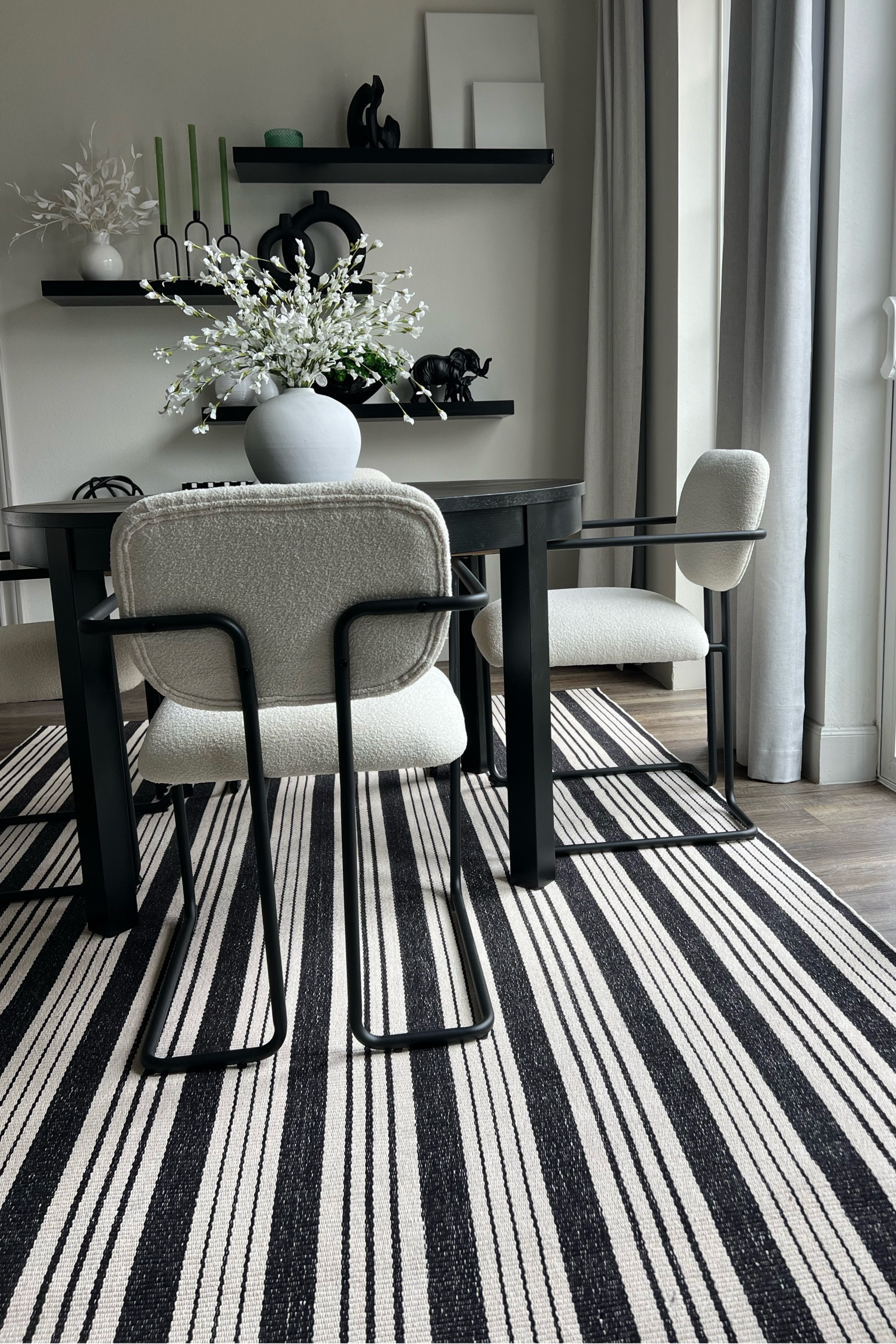 Living room rug 


#LTKhome #LTKSeasonal #LTKfamily