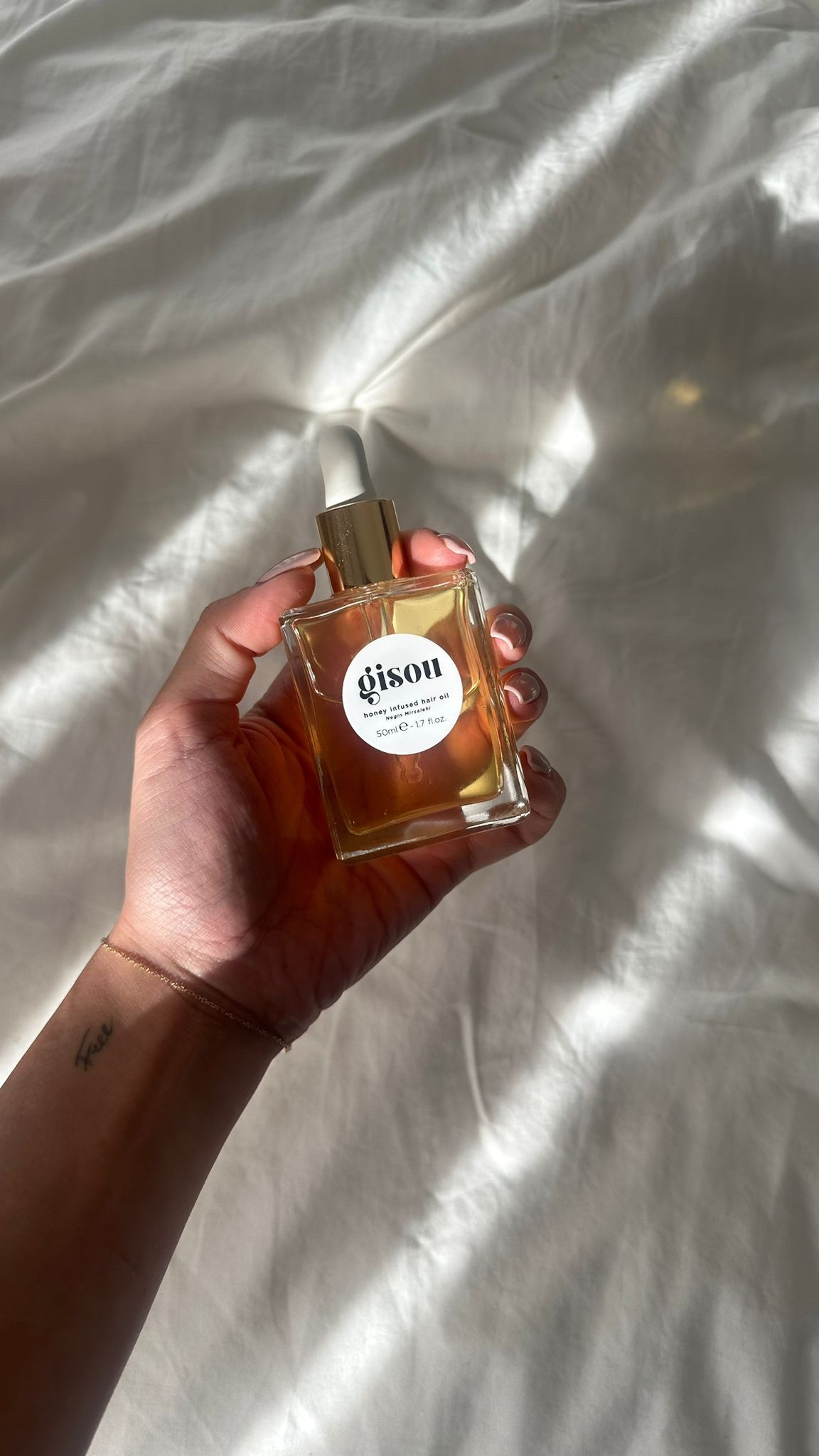 Gisou Honey Inflused Hair oil 🍯 



#LTKbeauty #LTKFind #LTKunder100