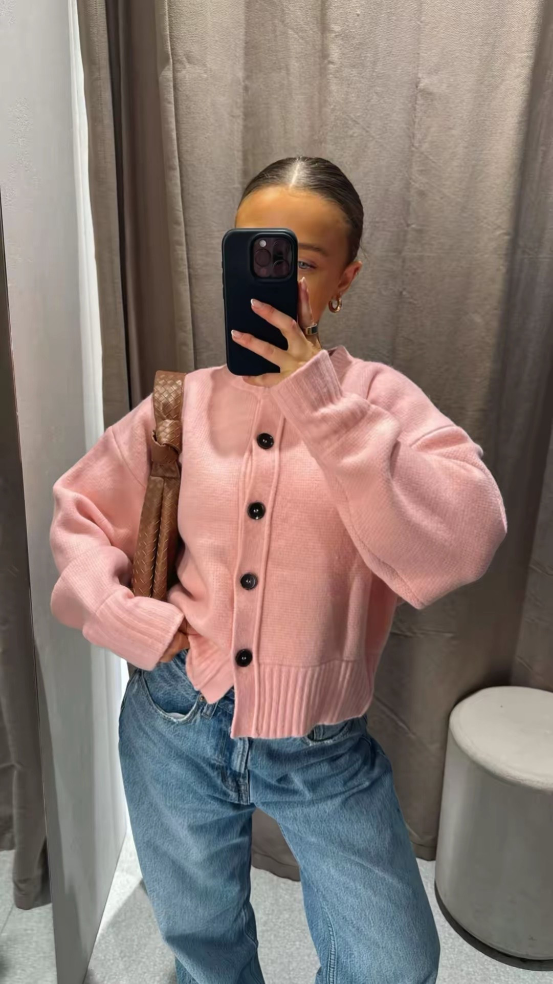 new in zara cardi🩰☁️

Pinterest style outfit inspo ideas autumn winter TikTok casual easy basic neutral ootd wishlist faves petite knitwear knit sweater cardigan jumper button up crew neck cropped pink light pink pastel colour bright 

#LTKuk #LTKstyletip #LTKwinter