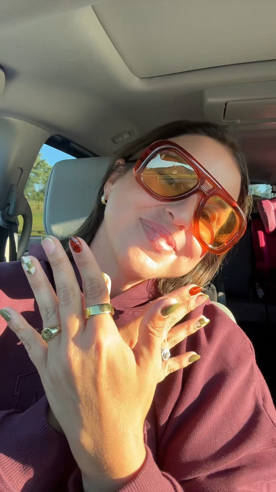 I literally die over these sunnies 😎

oversized sunglasses nail art autumn nails oura ring

#LTKStyleTip #LTKSeasonal #LTKBeauty