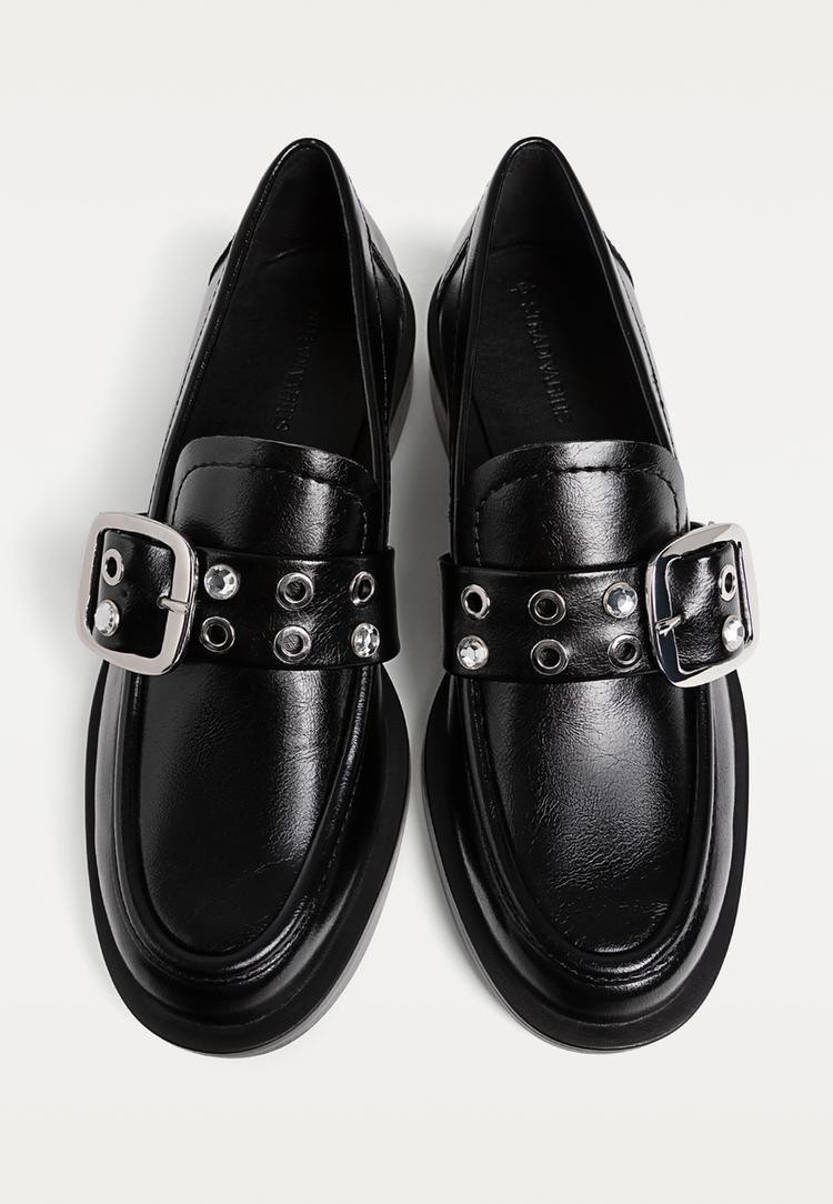 Buckled loafers | Stradivarius (UK)