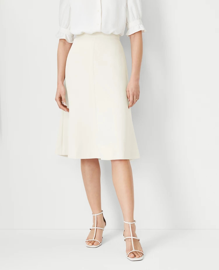 color: Ivory Whisper



-


Online Exclusive
 









selected | Ann Taylor (US)