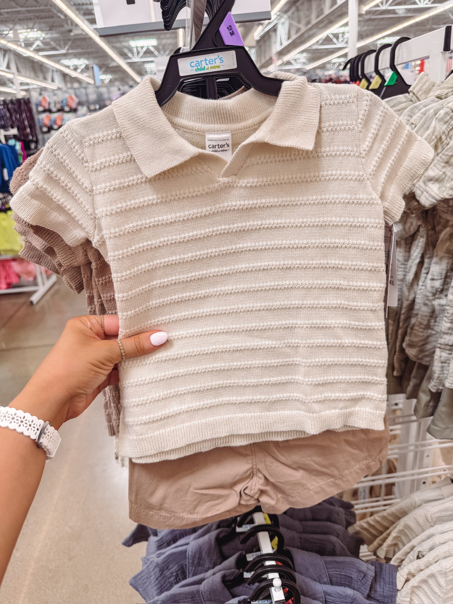 Such an adorable, neutral boy’s set!  Would be perfect for family pictures.

Seasonal, kids, boys, affordable, under $15, babies, baby, polo, shorts set 

#LTKKids #LTKFamily #LTKSeasonal