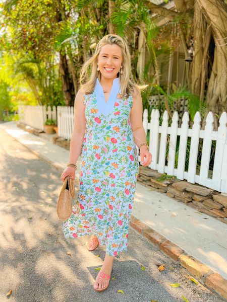 Happy Monday! 🌺 This fabulous maxi from @smithandquinn is the perfect dress for those warm Florida days! This print is just gorgeous; the colors are so vibrant and tasteful; definitely one of my favorites!☀️ I had to pair this cutie with my favorites, of course,  @canvas_style & @palmbeachsandals 💕 
 
#smithandquinn #smithandquinndress #spring #feelslikesummer #floridadress #floridaweather #beautifulday #newweek #thankfulfortoday #maketodaybeautiful #makesomeonesmile #bekind #palmbeachsandals #pbsandals #lovewhatido #lovewhatyoudo