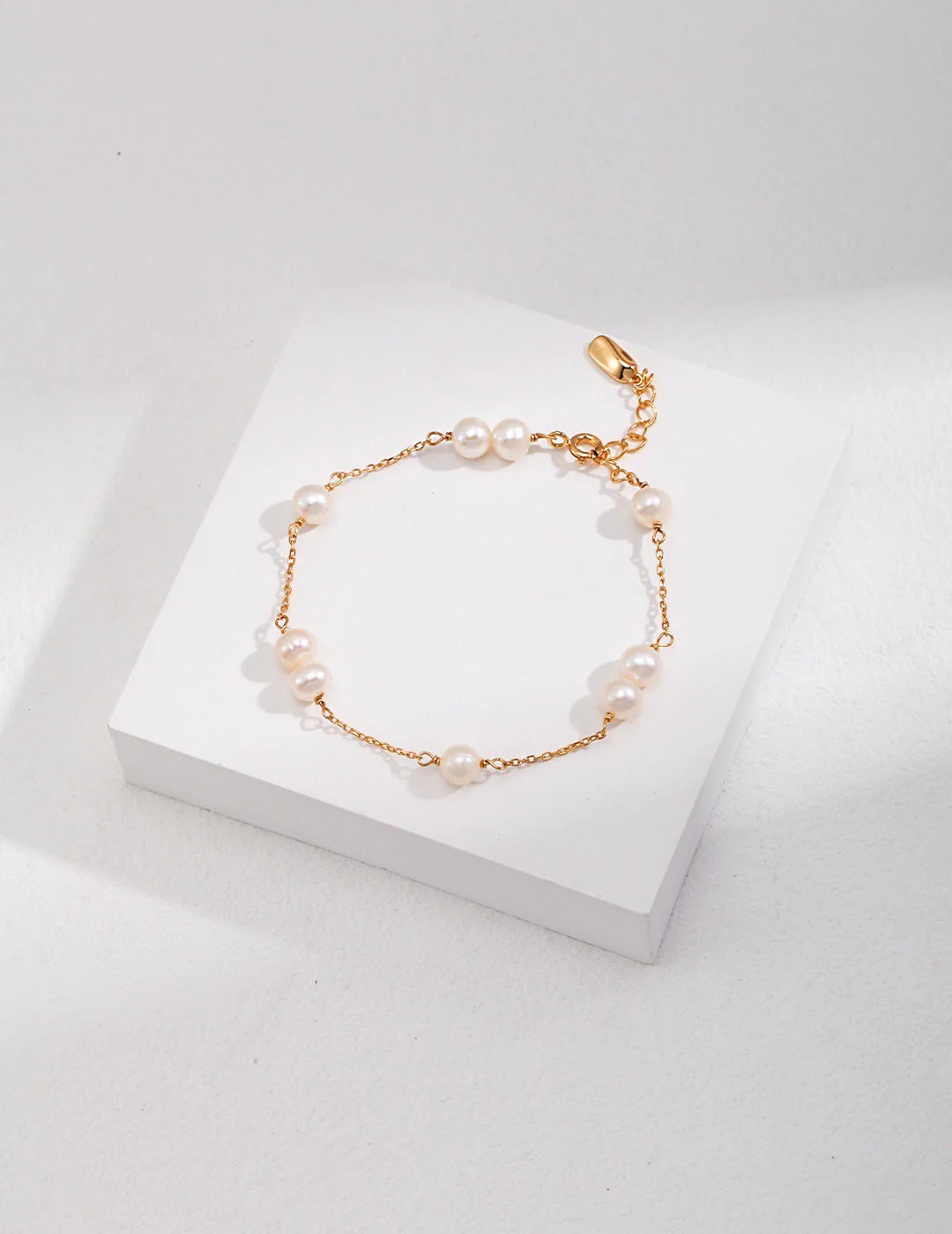 Gold and Pearl Strand Bracelet - 18k Gold Jewelry by Apelila | Apelila Jewelry