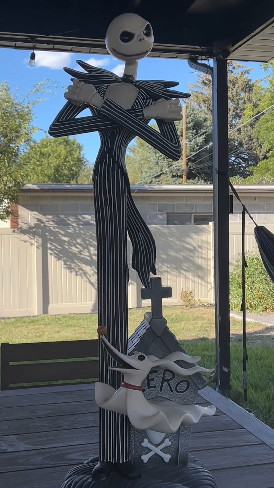 🎃 Spooky season ready! Shop my fave Halloween home decor now. #HalloweenDecor #LTKhome