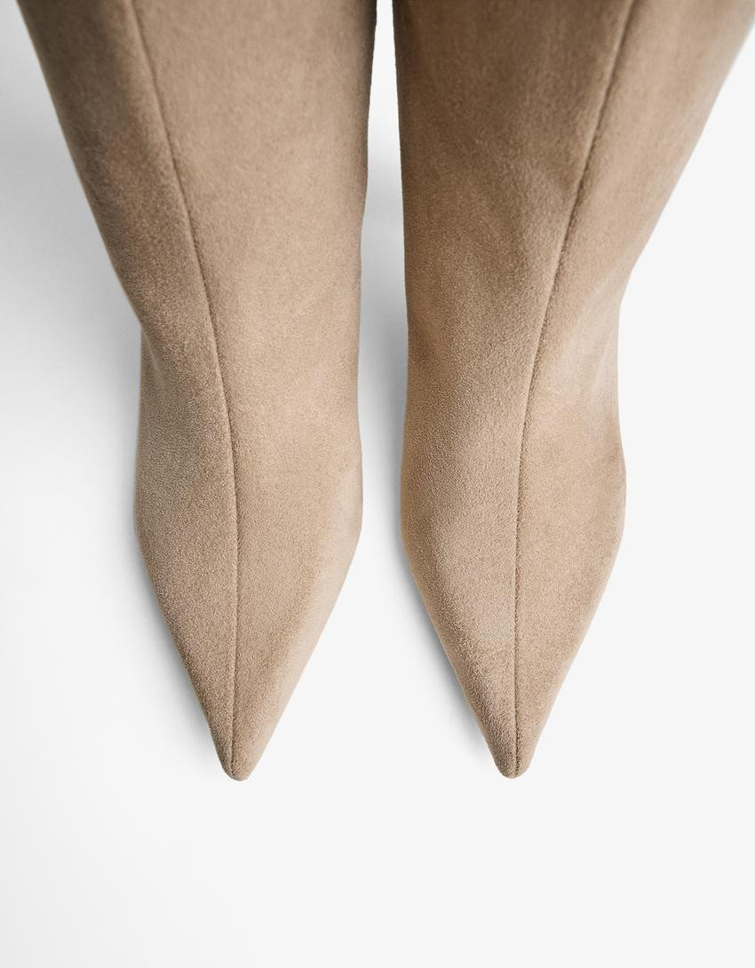 Stiefel mit Kitten-Heels - Schuhe - Damen | Bershka DE