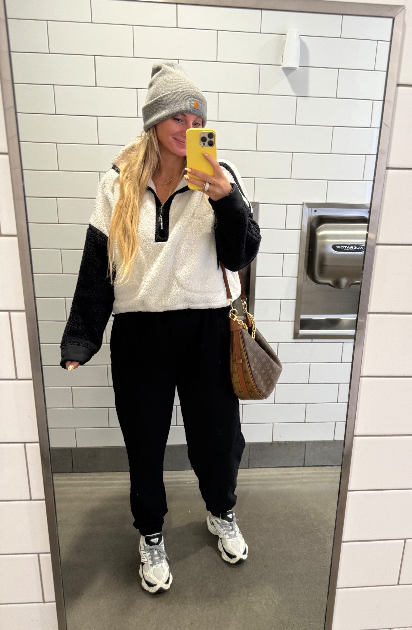 Cozy & comfy is my go-to for running errands ✨🤍

#LTKTall #LTKootd #LTKdayinmylife