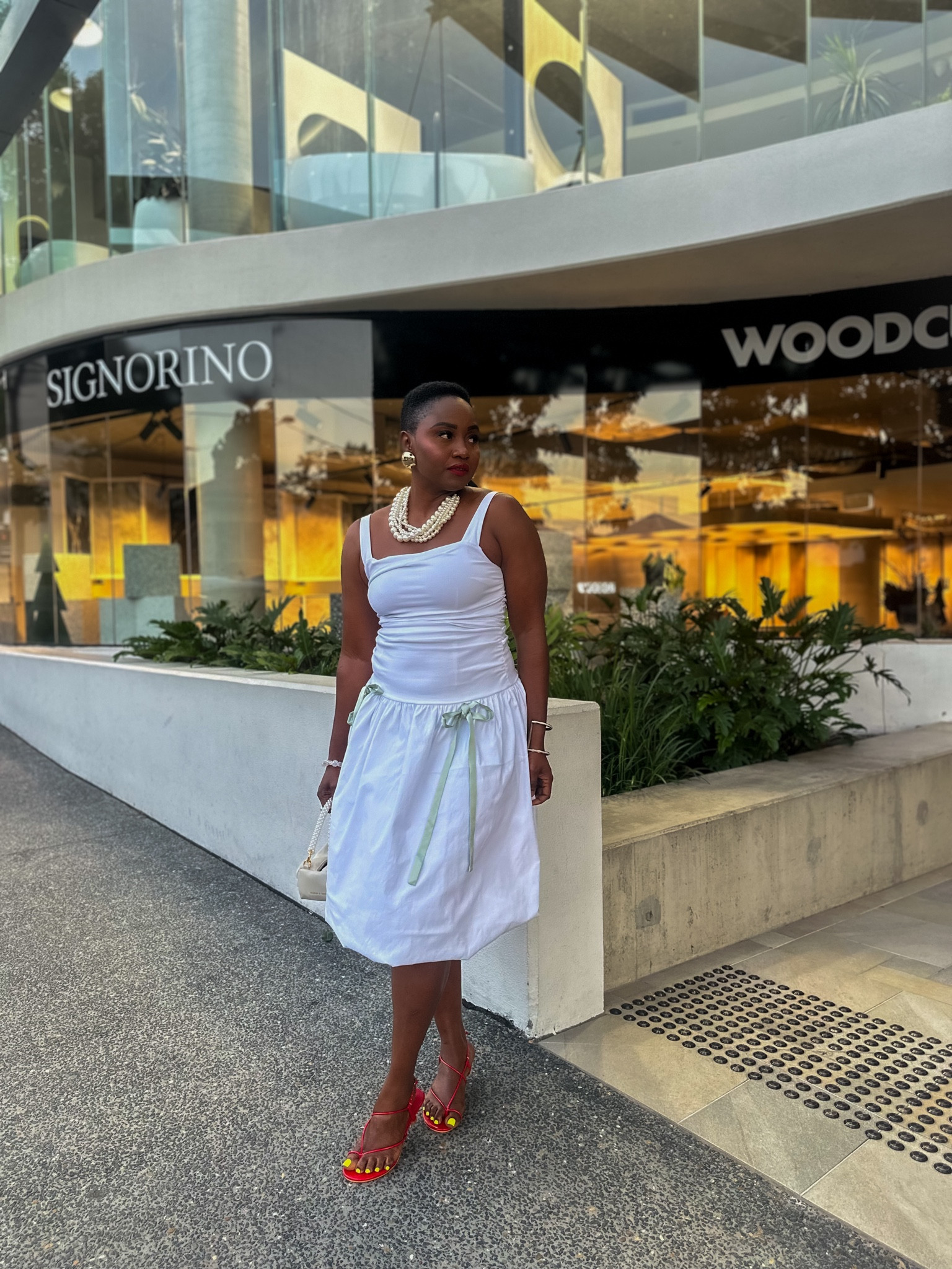 White dress for the win 

#LTKaustralia #LTKdatenight #LTKstyletip