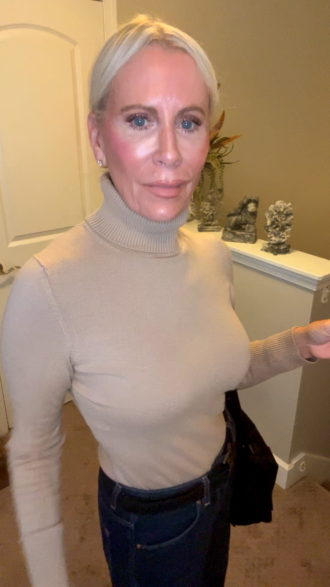 Instagram @Fabulous.over.50ish
