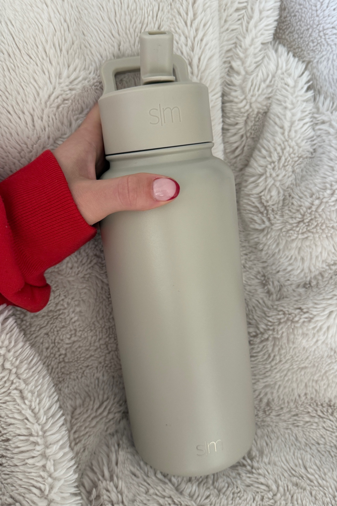 Such a good water bottle for work!!