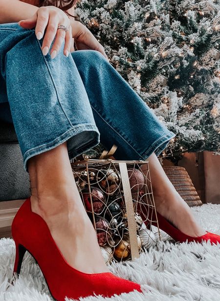 Red holiday heels! 👠 red pumps perfect for the holiday season! 

#LTKsalealert #LTKHoliday #LTKfindsunder50