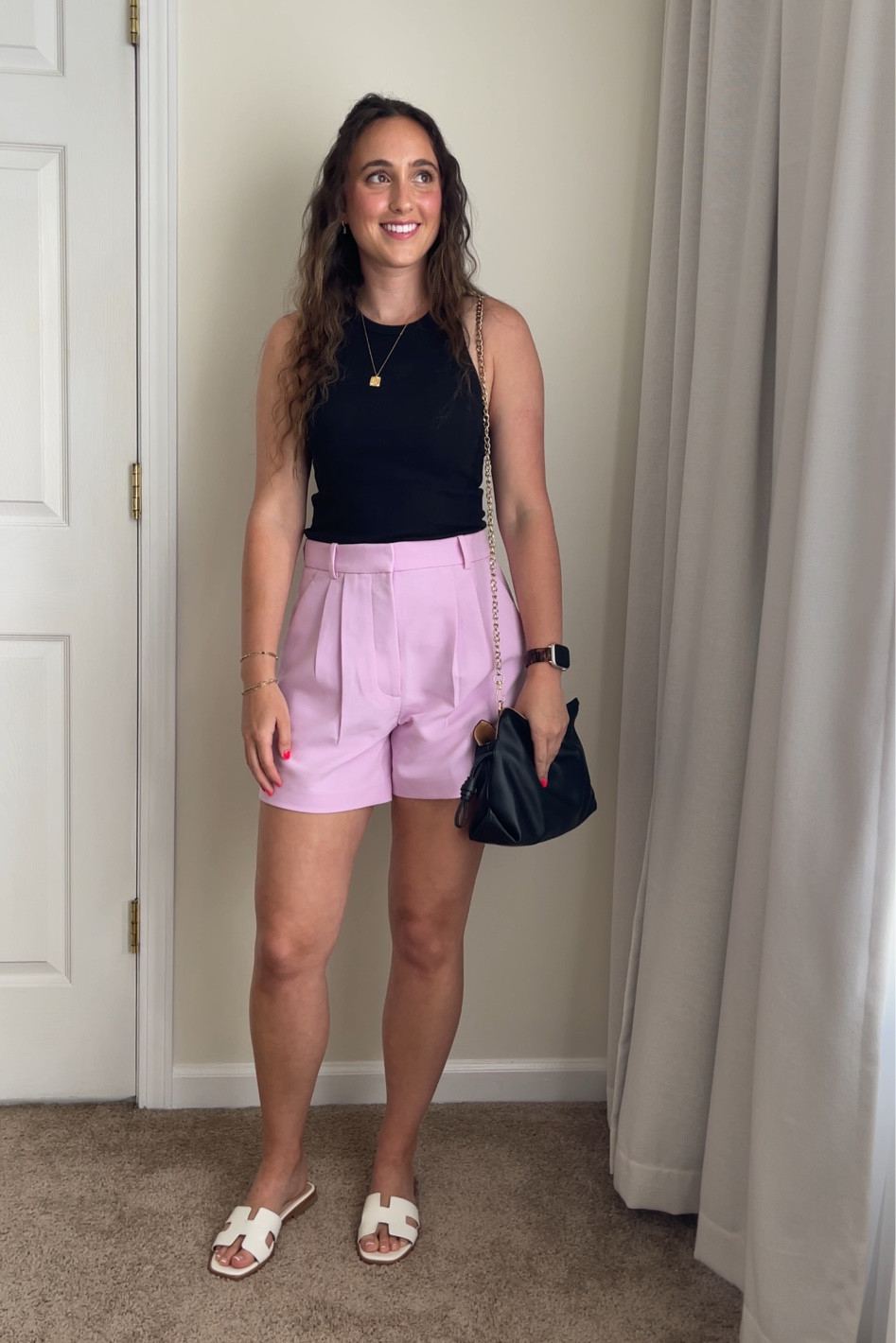 Abercrombie summer outfit
Abercrombie tank
Abercrombie Sloan shorts 
Hermes sandals 
White sandals 


#LTKShoeCrush #LTKxNSale #LTKSummerSales