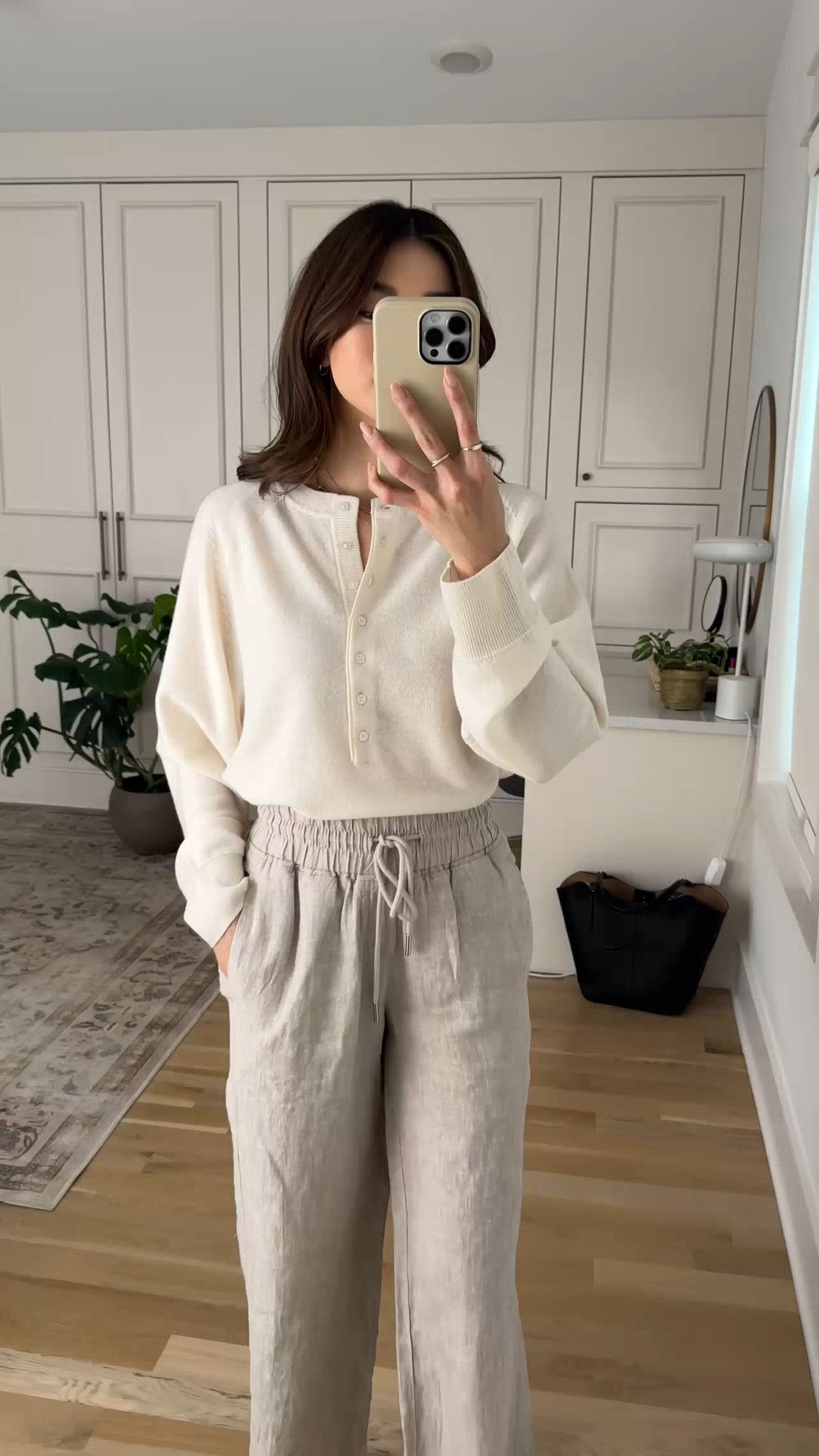 Sizing info: 
•pants size XS in 28in inseam in flax
•sweater size XS
@Quince  

petite fashion, get dressed with me, outfit inspiration, ootd, nashville outfit, Nashville influencer, petite style, vacation style, casual outfits, mom style, petite pants, spring outfits, spring outfit info, spring pants, spring outfit idea, spring top, spring sweater, spring shoes, linen pants, quince, quince sweater 

 

#LTKmomlife #LTKPetite #LTKootd