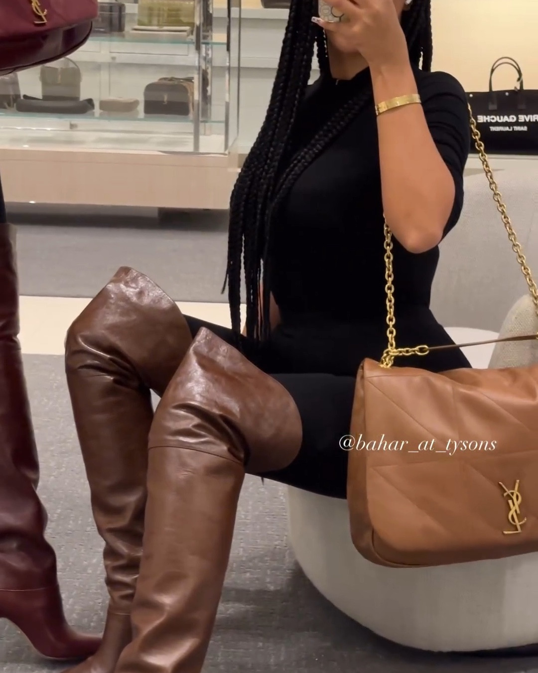 A Fall #bombaccessories combo with @chloe ‘s Eve boots ($2,090) and @ysl Jamie bag ($4,400). Which brown town in your fav?