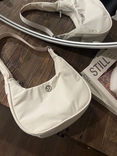 Lululemon purse 