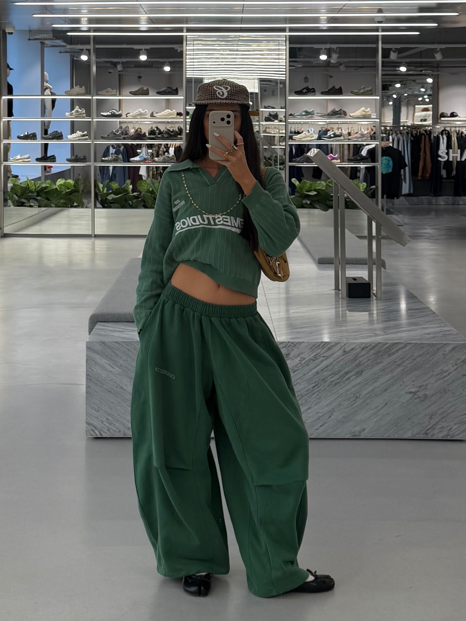 spring outfits 2026

Wearing relaxed joggers making it easy to be comfy and cosy whilst running errands, travelling, coffee dates or lounging 



#LTKtravel #LTKstyletip #LTKspring