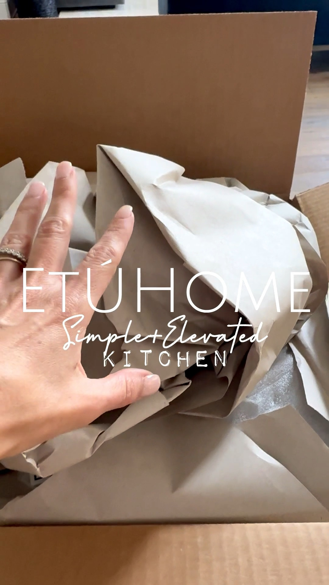 Elevating the everyday with these beautiful kitchen finds from EtúHome ✨ From towels to utensils, it’s the little details that make your space feel so much more put together.

Want a slightly more salesy version too:
If your kitchen needs a refresh… these EtúHome finds are SO good 🤍 Pretty + practical and perfect for everyday use. @etuhome 

#LTKHome