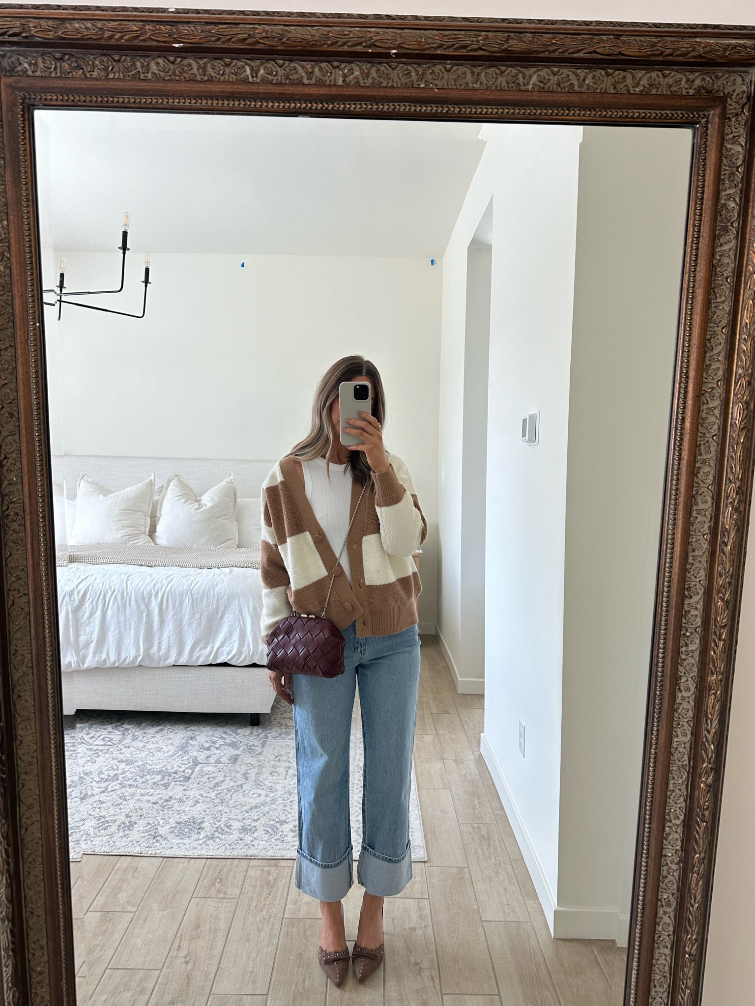 fall transition lewkkkkz 🍂🤎 NICOLEC30 for 30% off VICI! 

Brown sweater , cardigan , wide leg jeans , VICI dolls , VICI collection , kitten heels 

#LTKSeasonal #LTKFallSale #LTKFindsUnder100