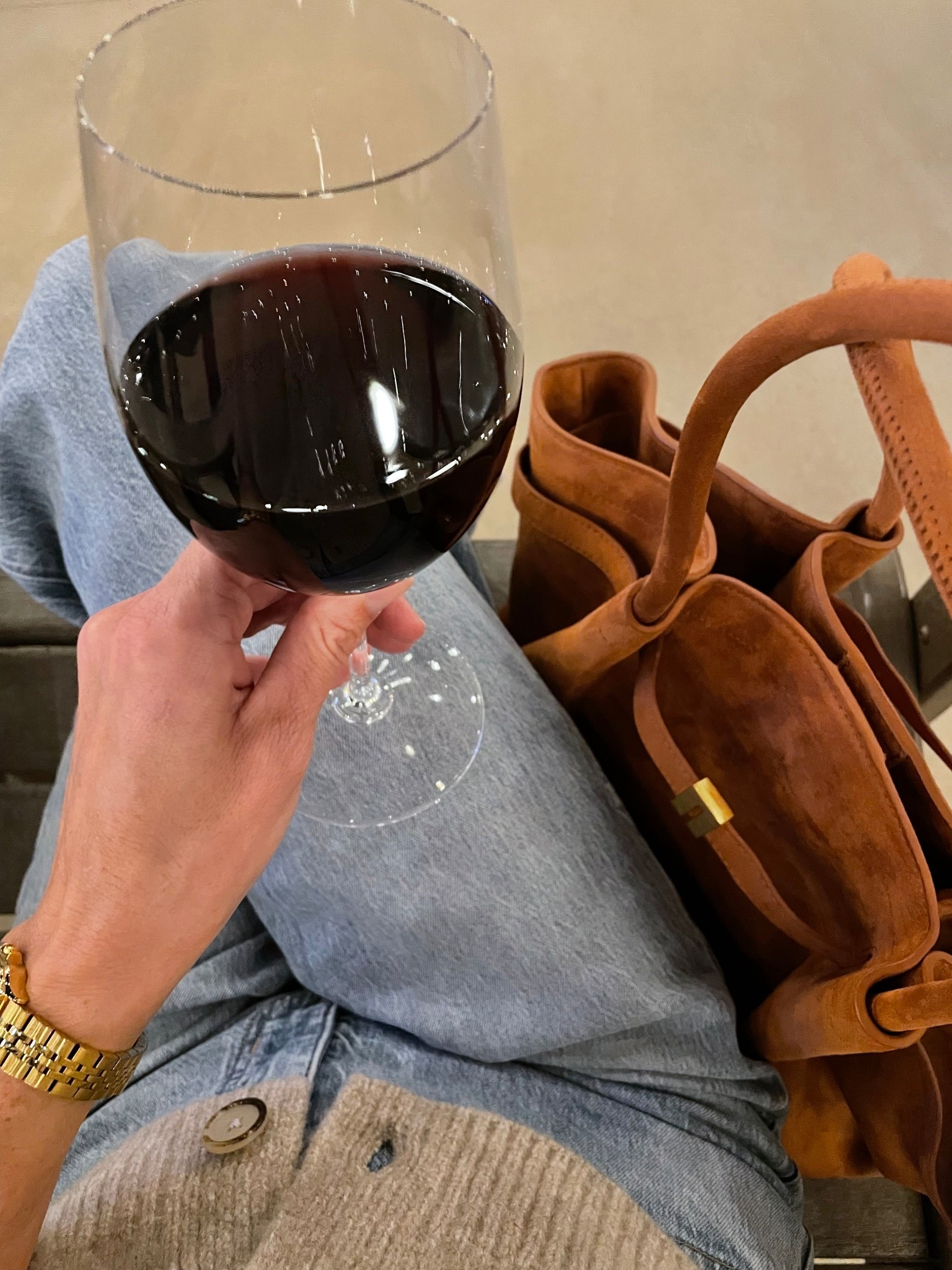 Cozy date night in jeans and a sweater!🍂
This bag has quickly become a favorite!!

Jcrew
Target
Nah
Fall fashion
Fall outfit 
Date night


#LTKSeasonal